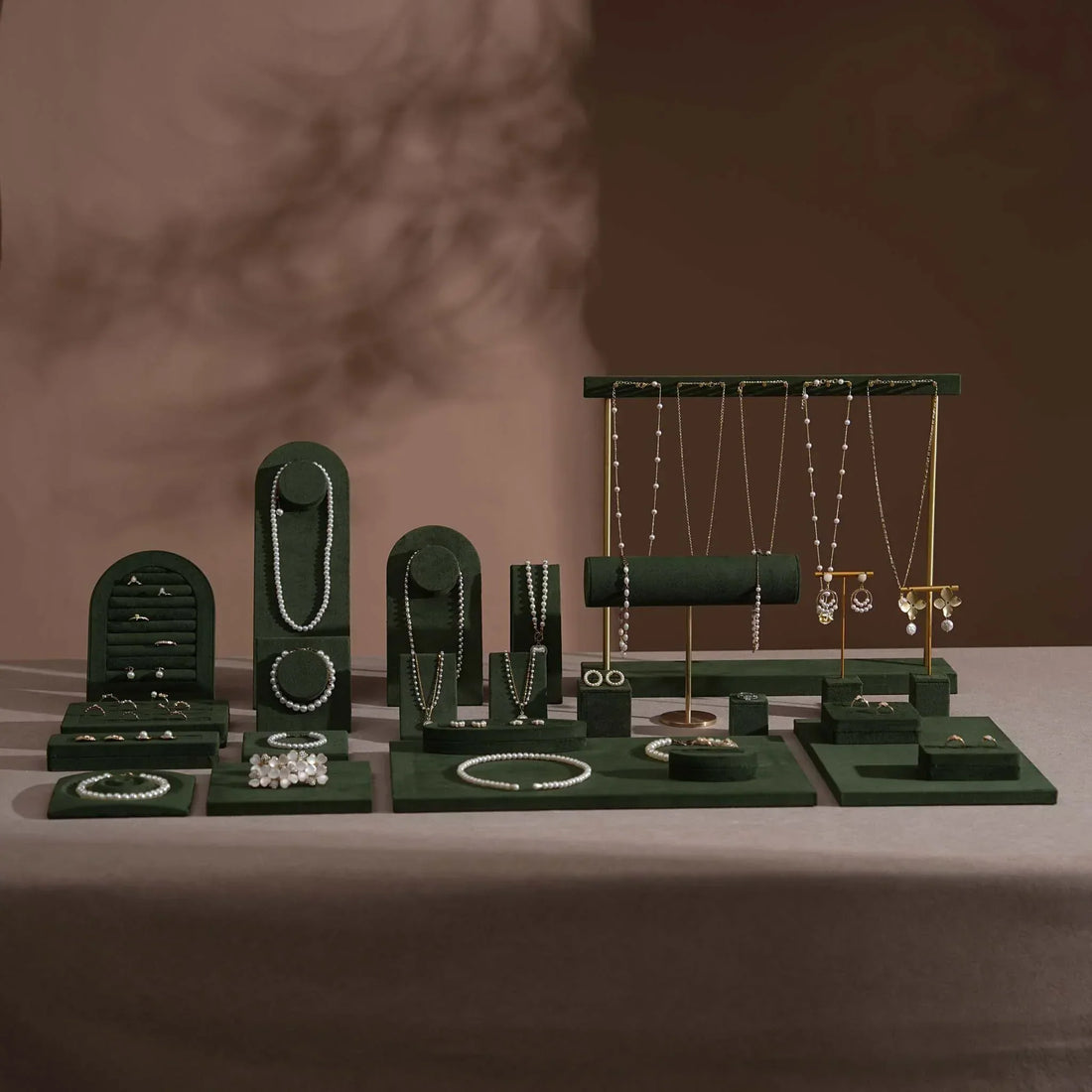 Jewelry Trunk Show Display Ideas That Sell More Pieces