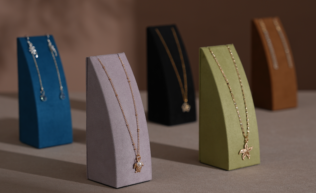 Vegan Suede vs Velvet: Which Material Photographs Better for Jewelry?
