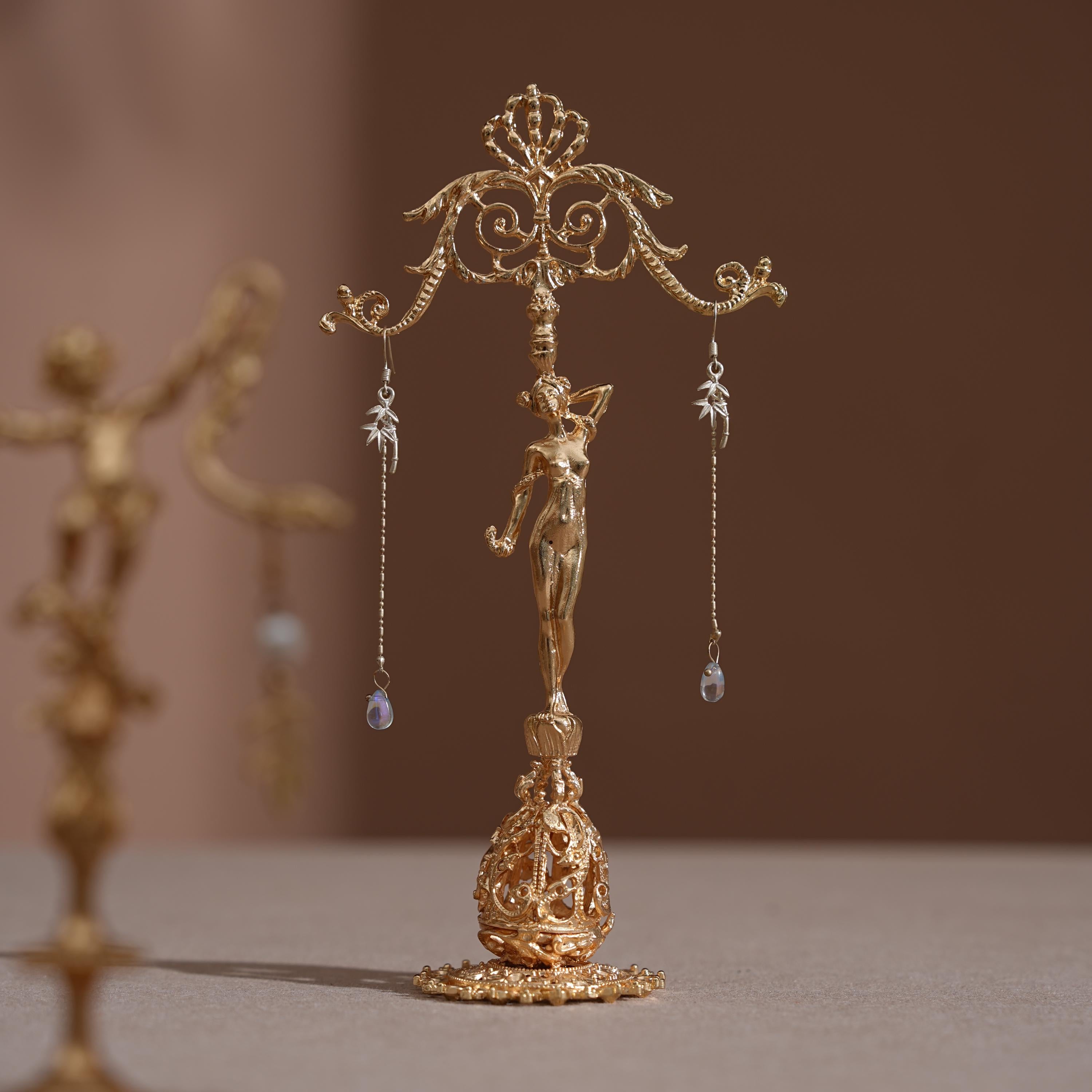 8-Piece Rococo Jewelry Display Set