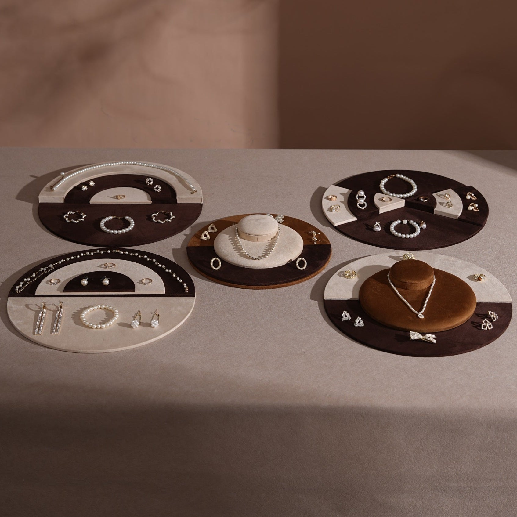 Tondo Round Jewelry Display Tray for Rings, Earrings, Bracelets & Necklaces