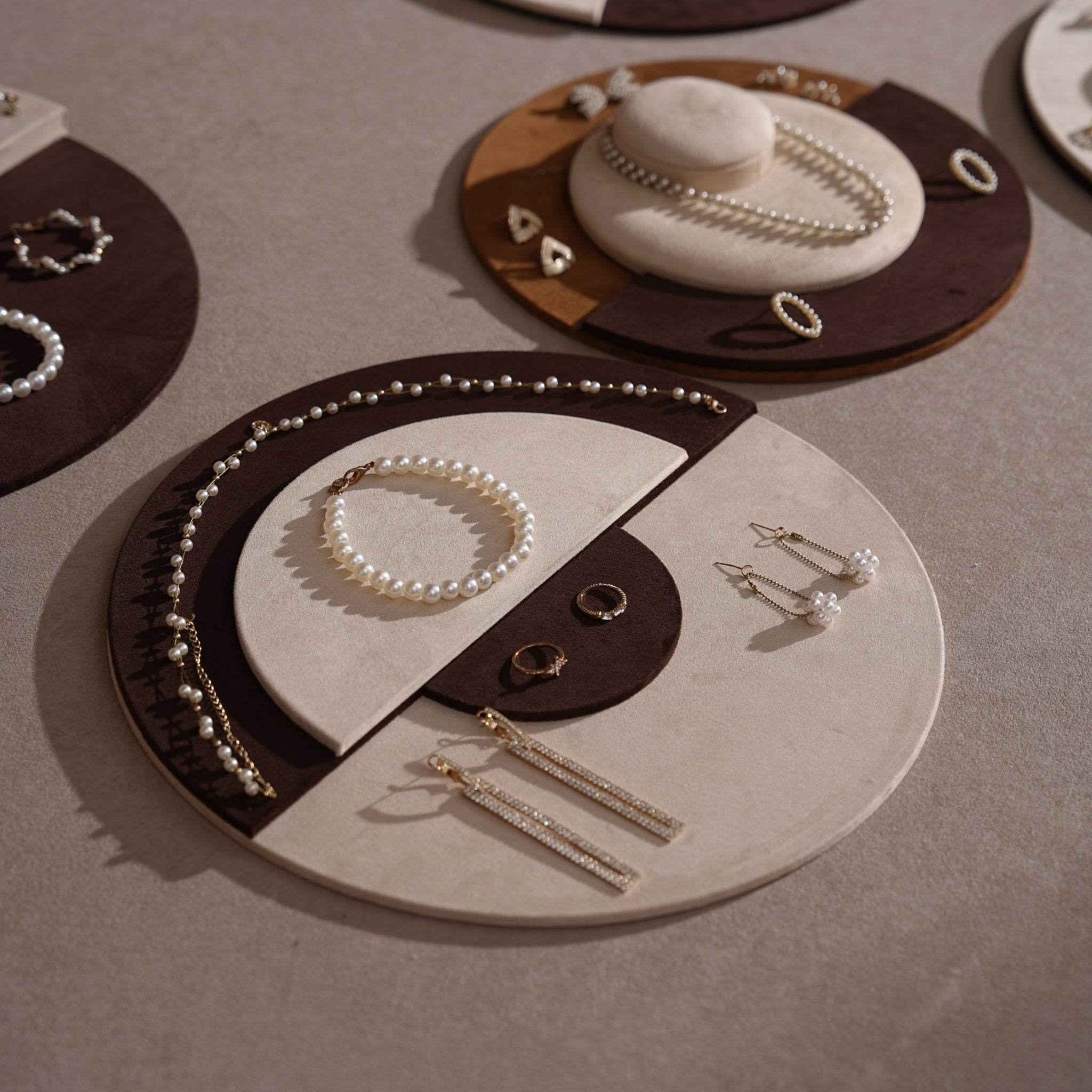 Tondo Round Jewelry Display Tray for Rings, Earrings, Bracelets & Necklaces
