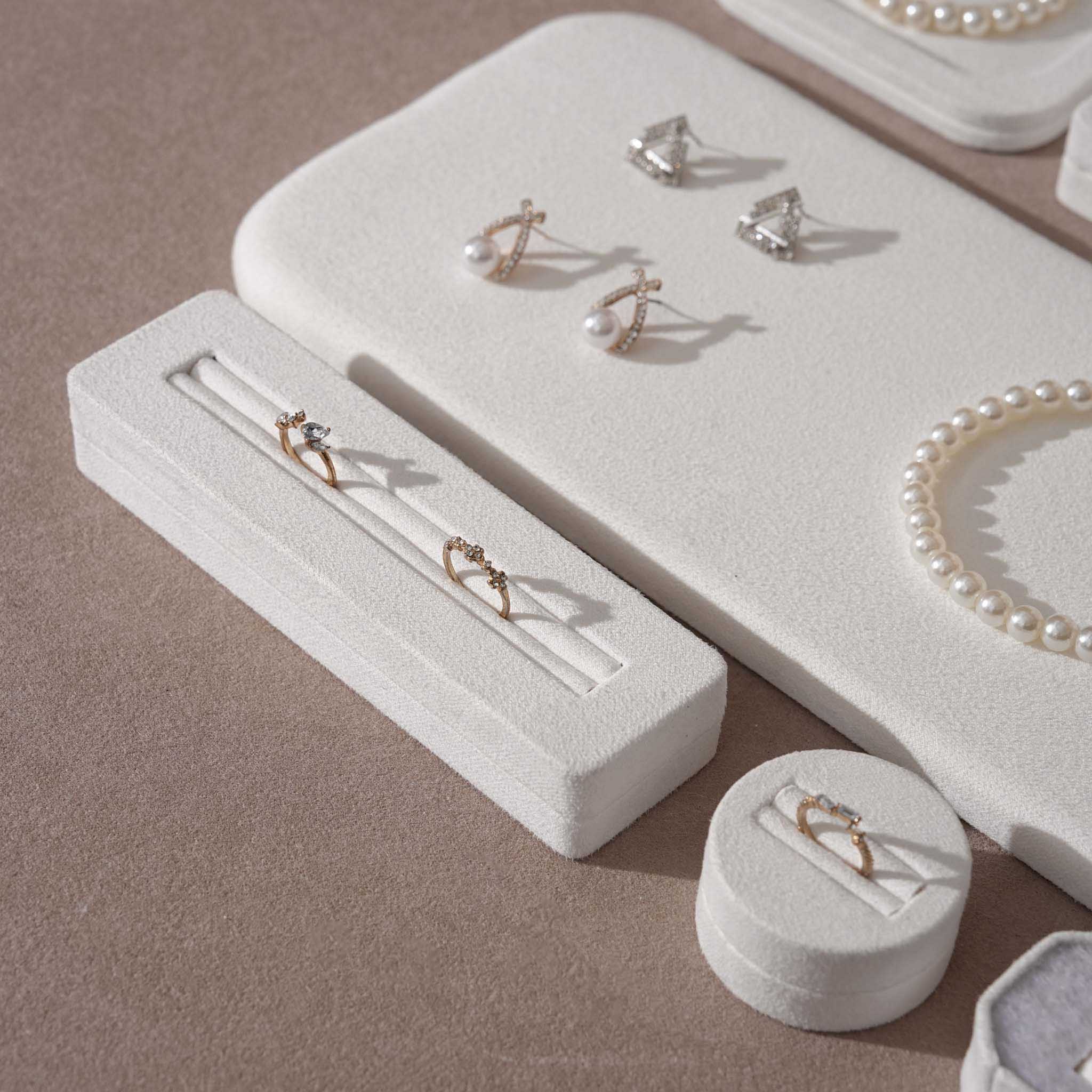 Atelier Jewelry Display Set for Boutique & Product Photography — Ring Holder, Necklace Stand & Riser Kit, Cream White