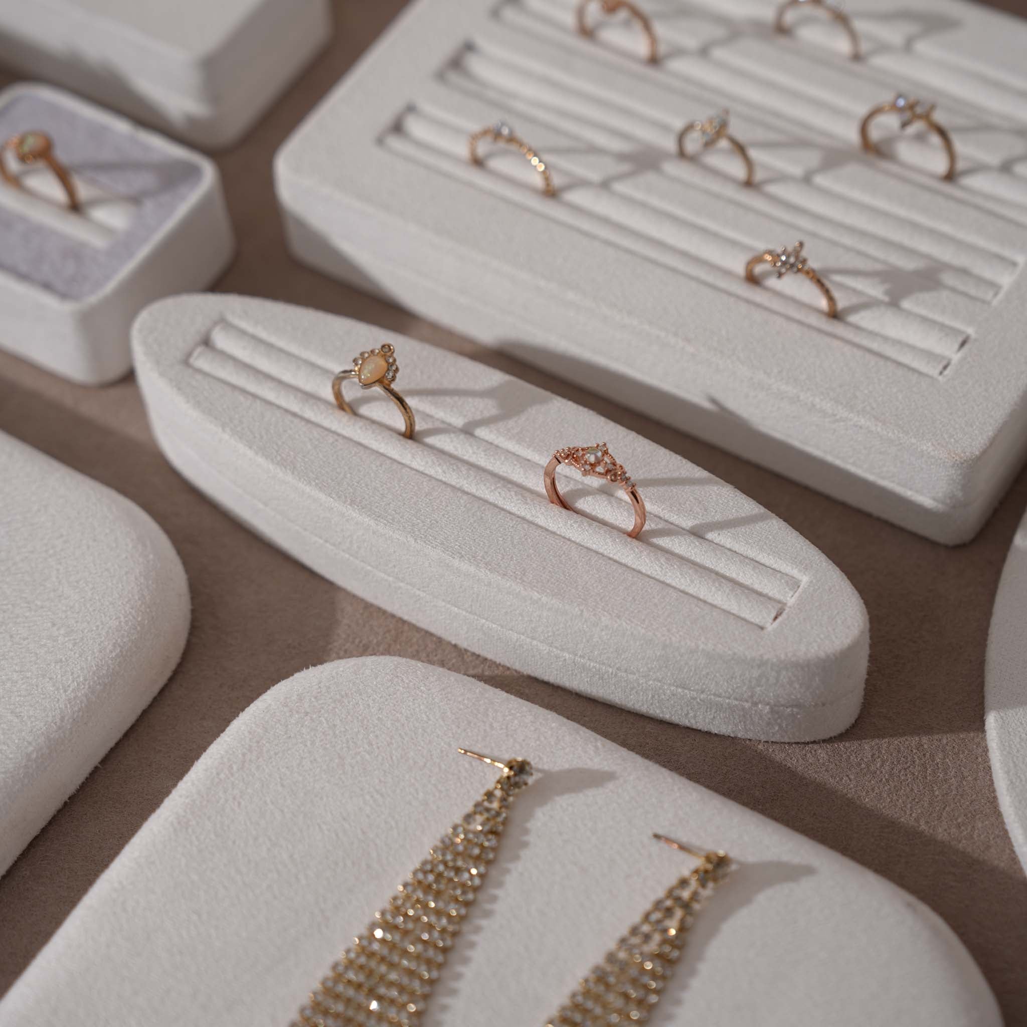 Atelier Jewelry Display Set for Boutique & Product Photography — Ring Holder, Necklace Stand & Riser Kit, Cream White