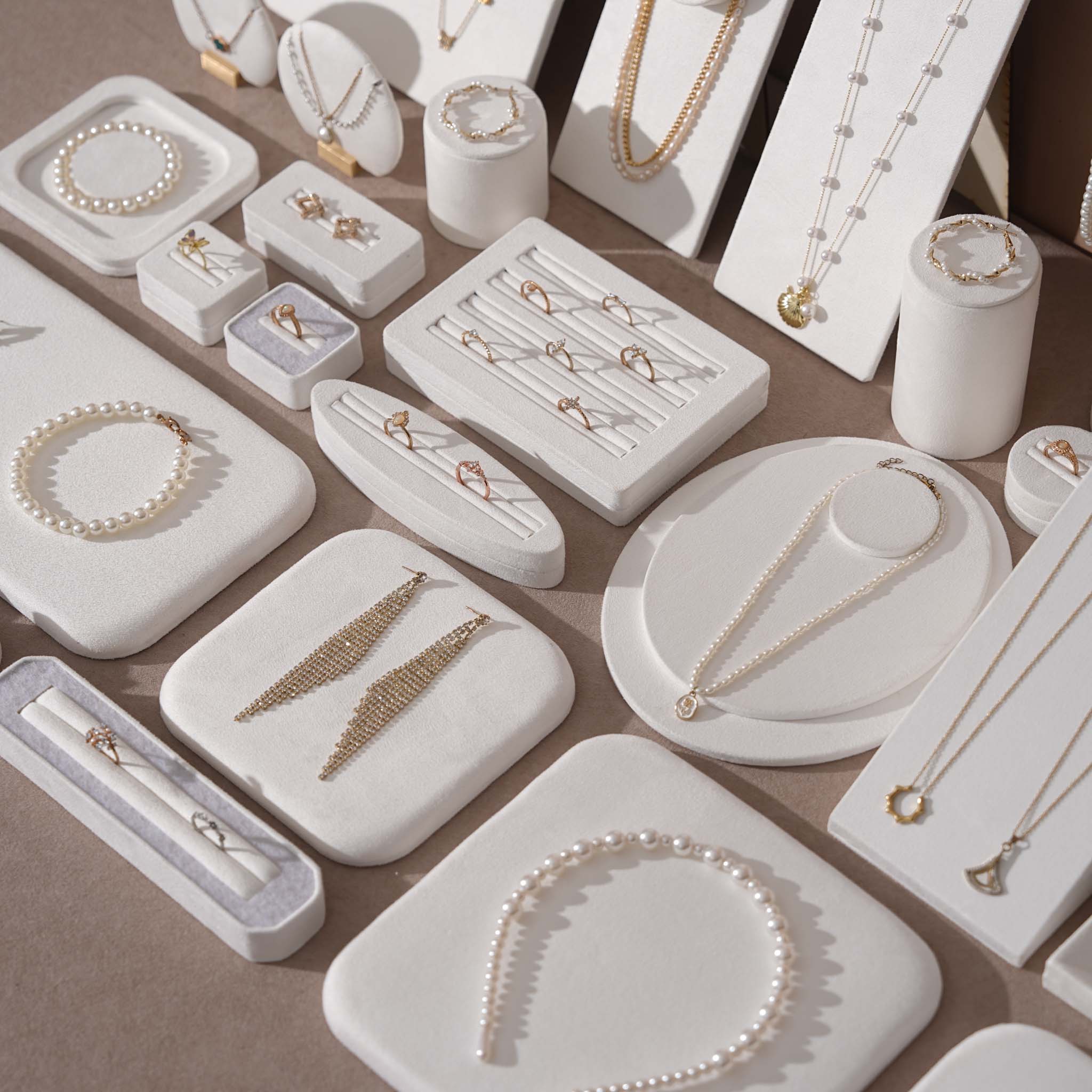 Atelier Jewelry Display Set for Boutique & Product Photography — Ring Holder, Necklace Stand & Riser Kit, Cream White