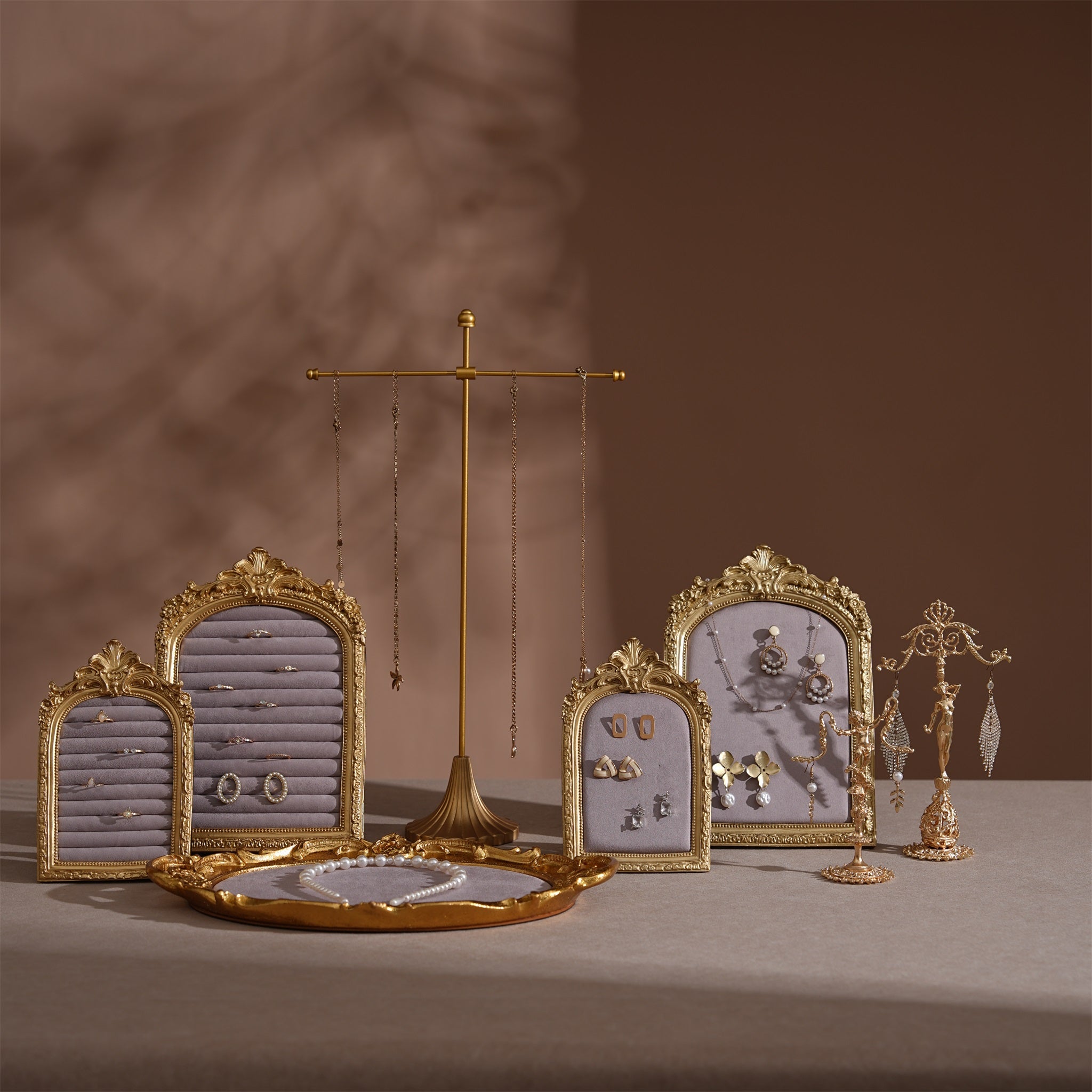 8-Piece Rococo Jewelry Display Set