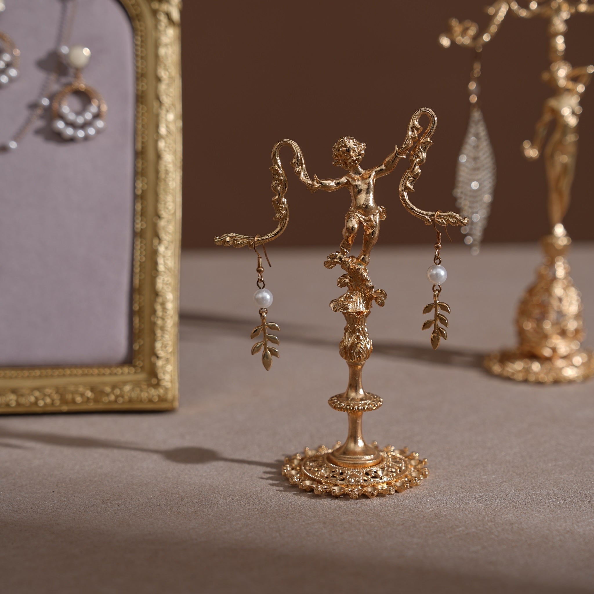 8-Piece Rococo Jewelry Display Set