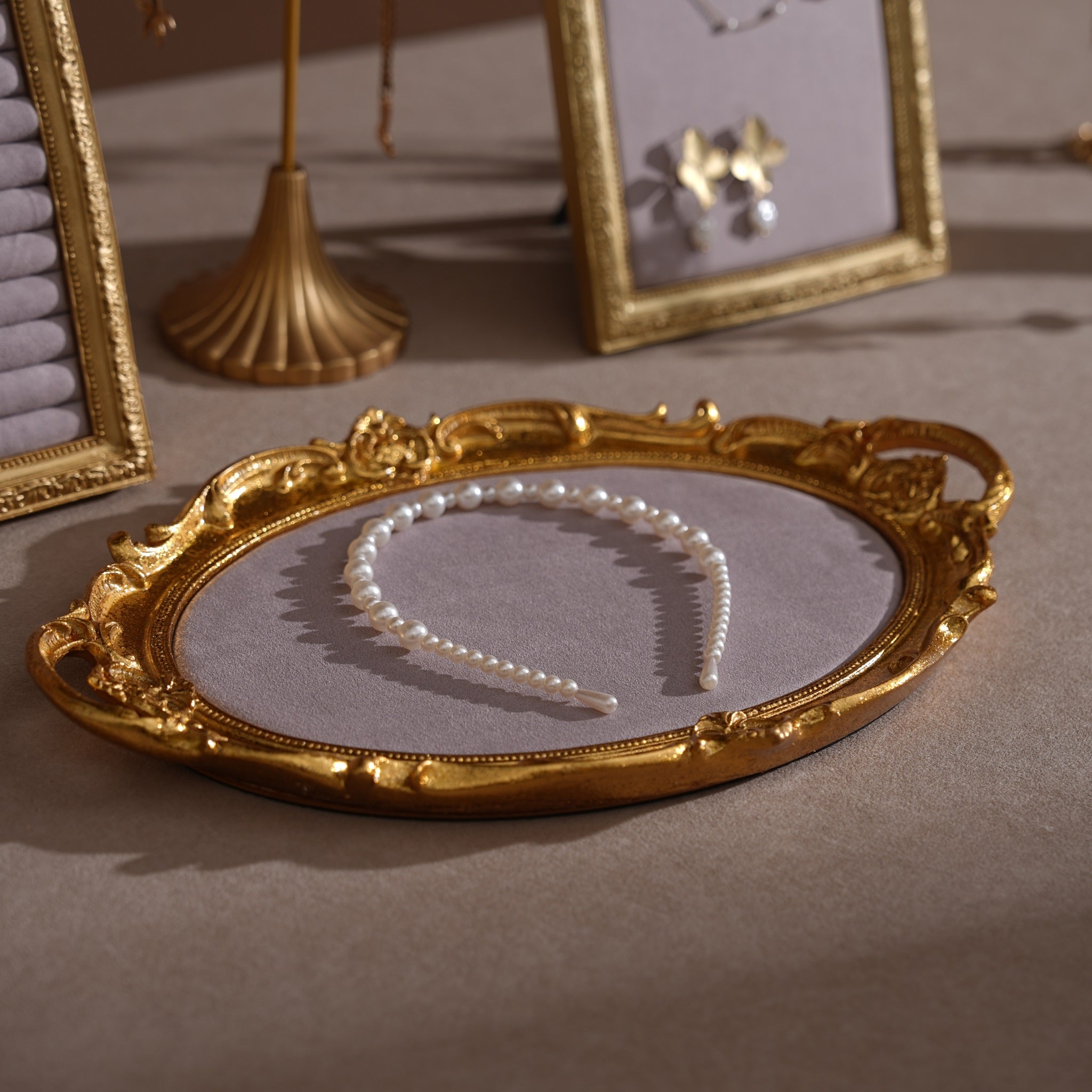 8-Piece Rococo Jewelry Display Set