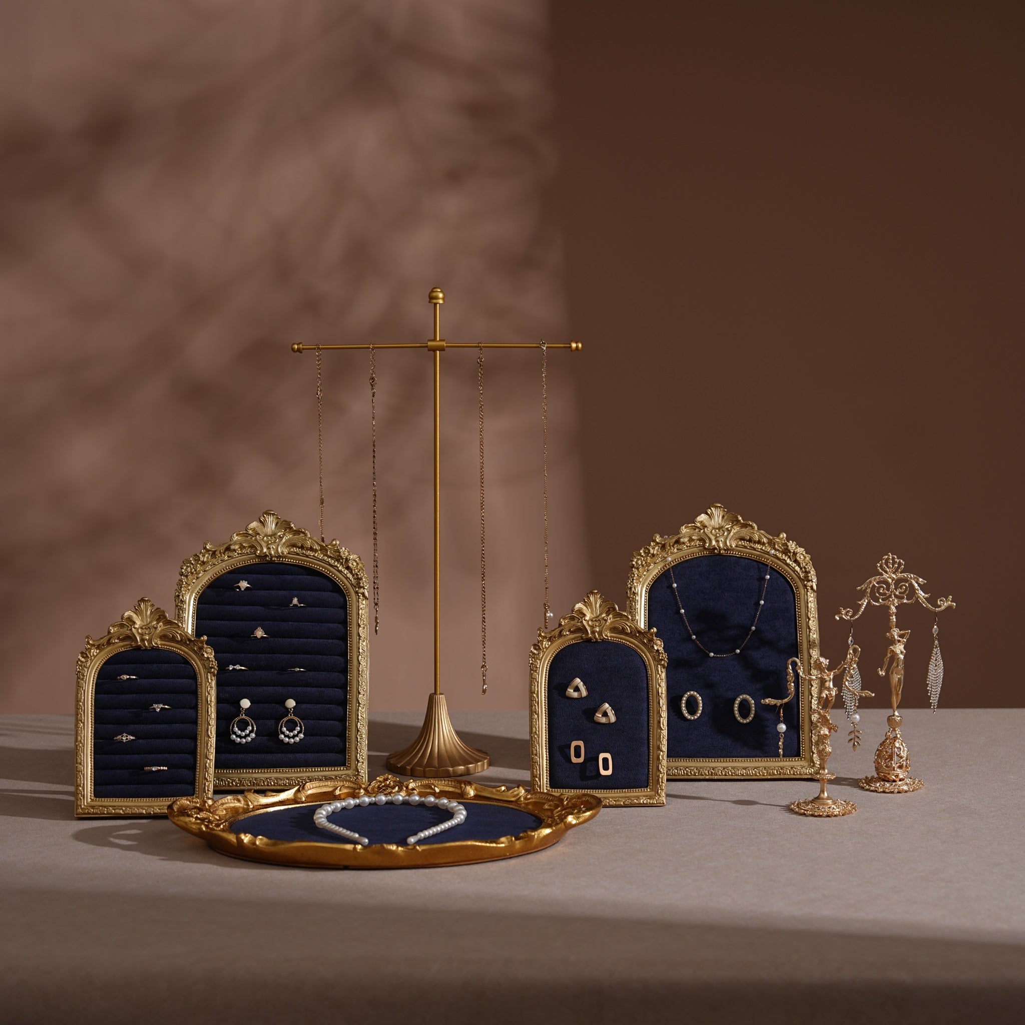 8-Piece Rococo Jewelry Display Set