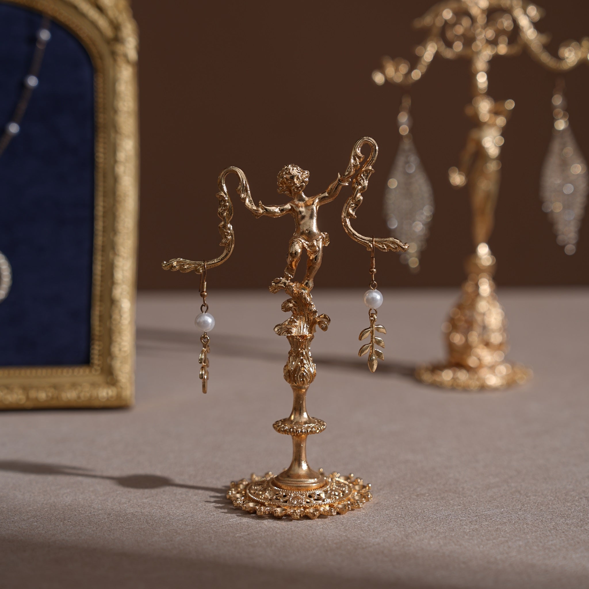 8-Piece Rococo Jewelry Display Set