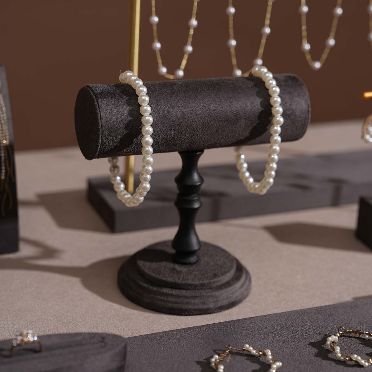 Vignette Jewelry Display Set — Dark Gray 24 Pieces
