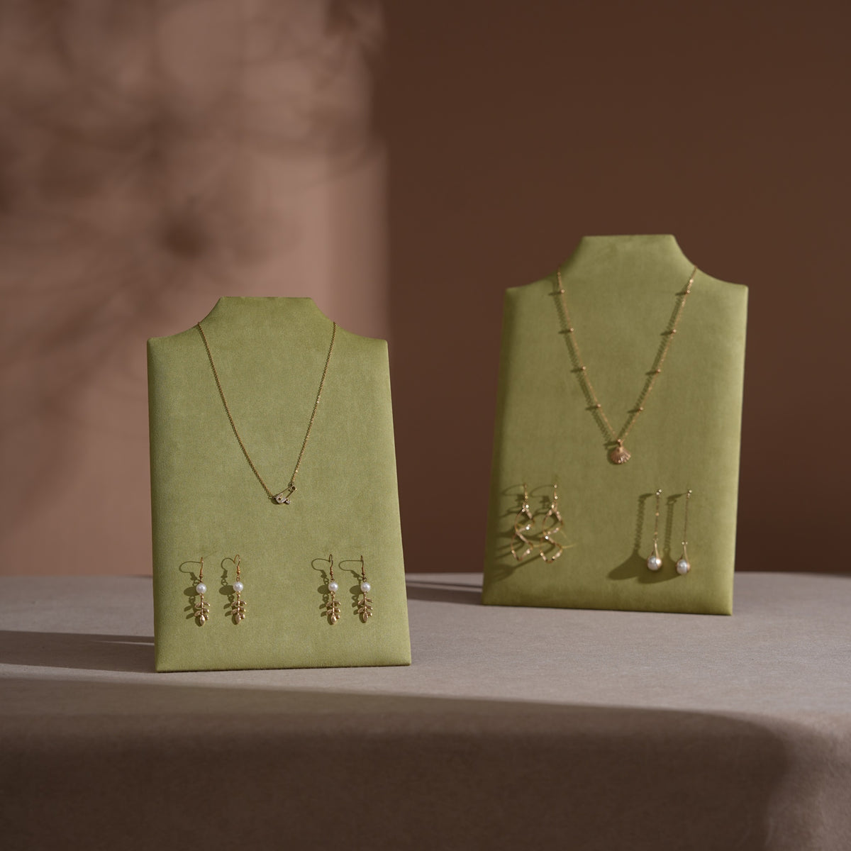Easel Earring & Necklace Storage Bust – Flat Display Board with Kickstand, Earring Holder, Vegan Suede, 3 Sizes