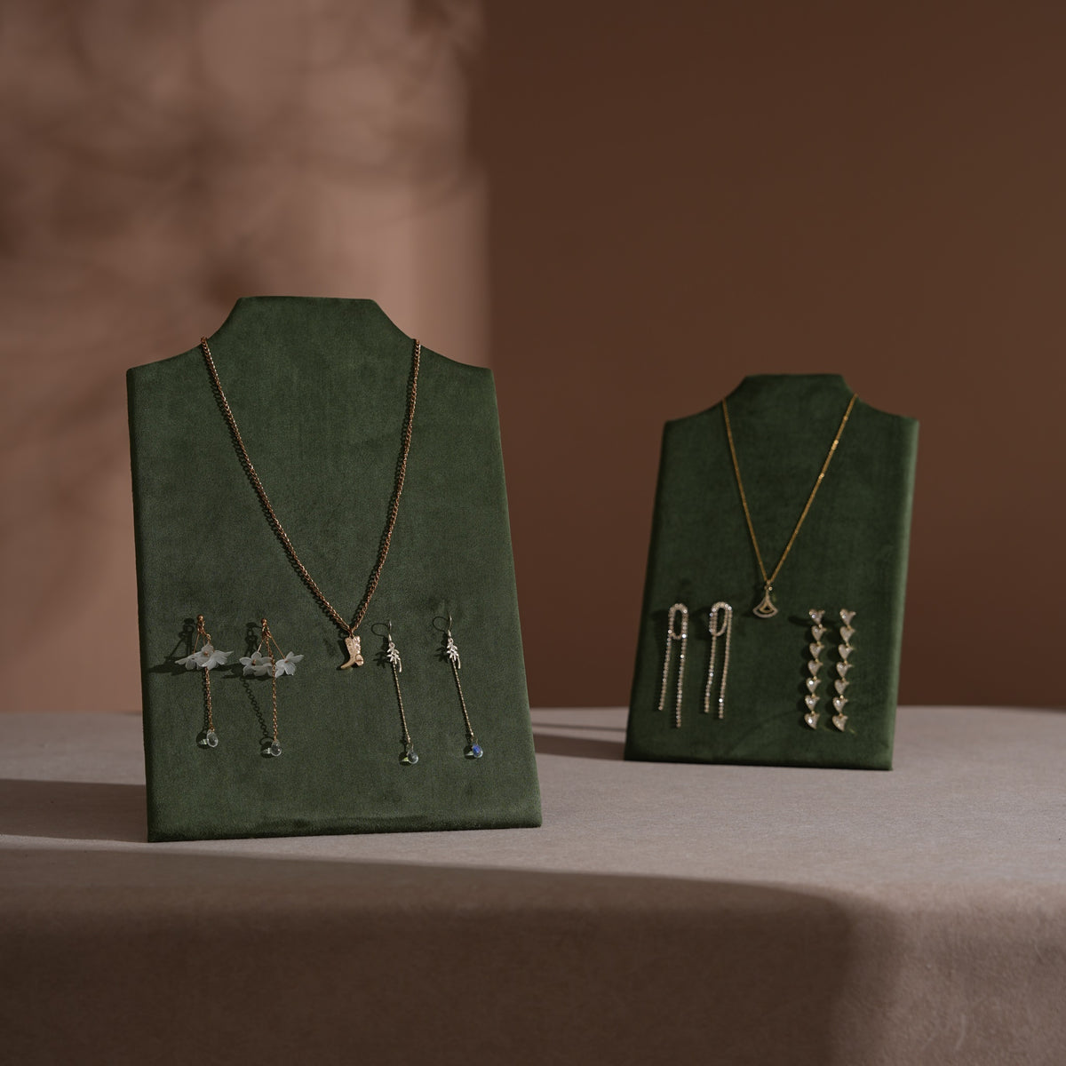 Easel Earring & Necklace Storage Bust – Flat Display Board with Kickstand, Earring Holder, Vegan Suede, 3 Sizes