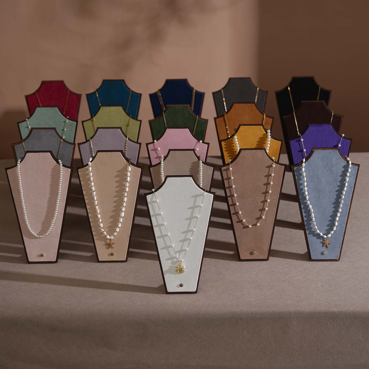 Silhouette Necklace Display Stand — 22 Colors