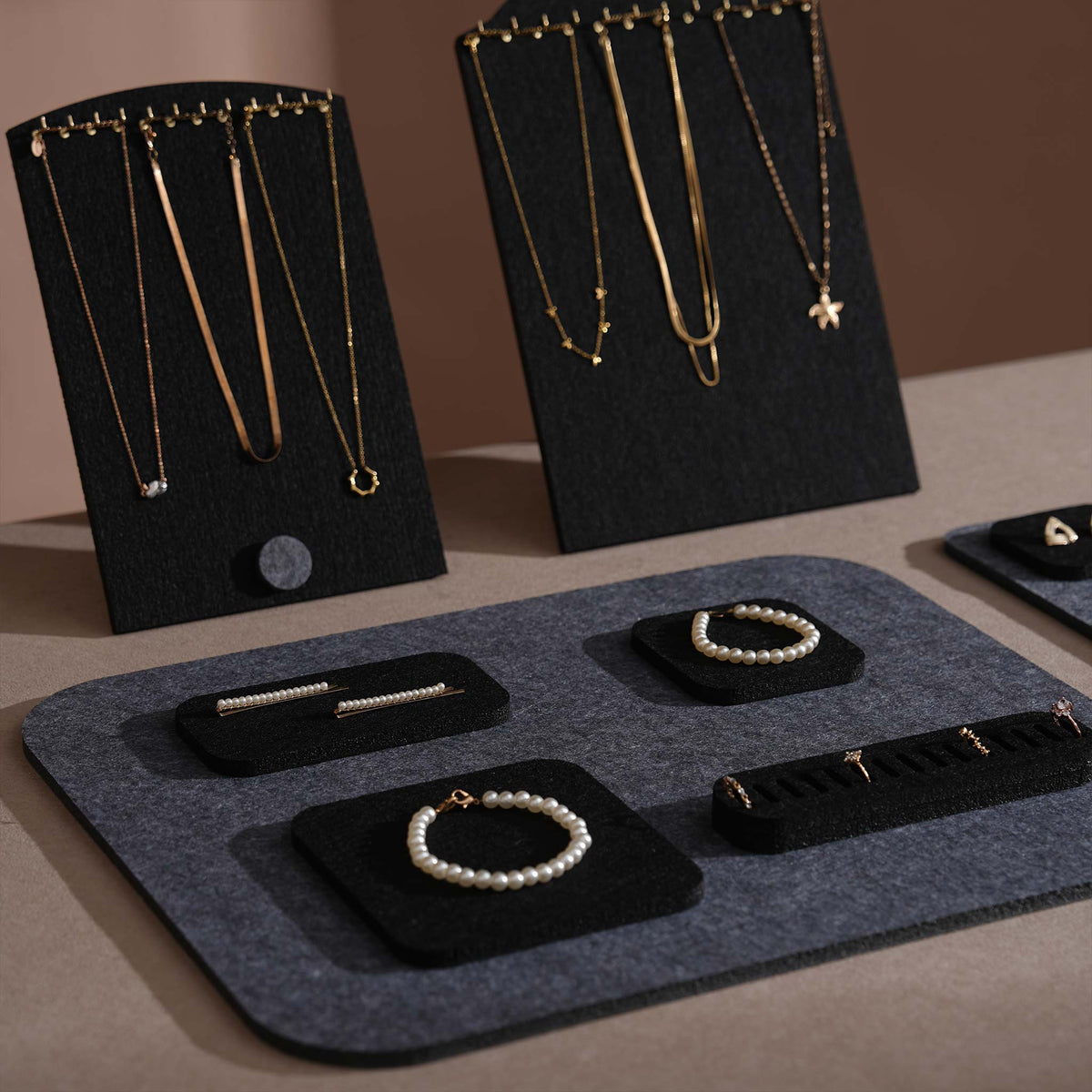 Black and Grey Felt 10-Piece Jewelry Display Set