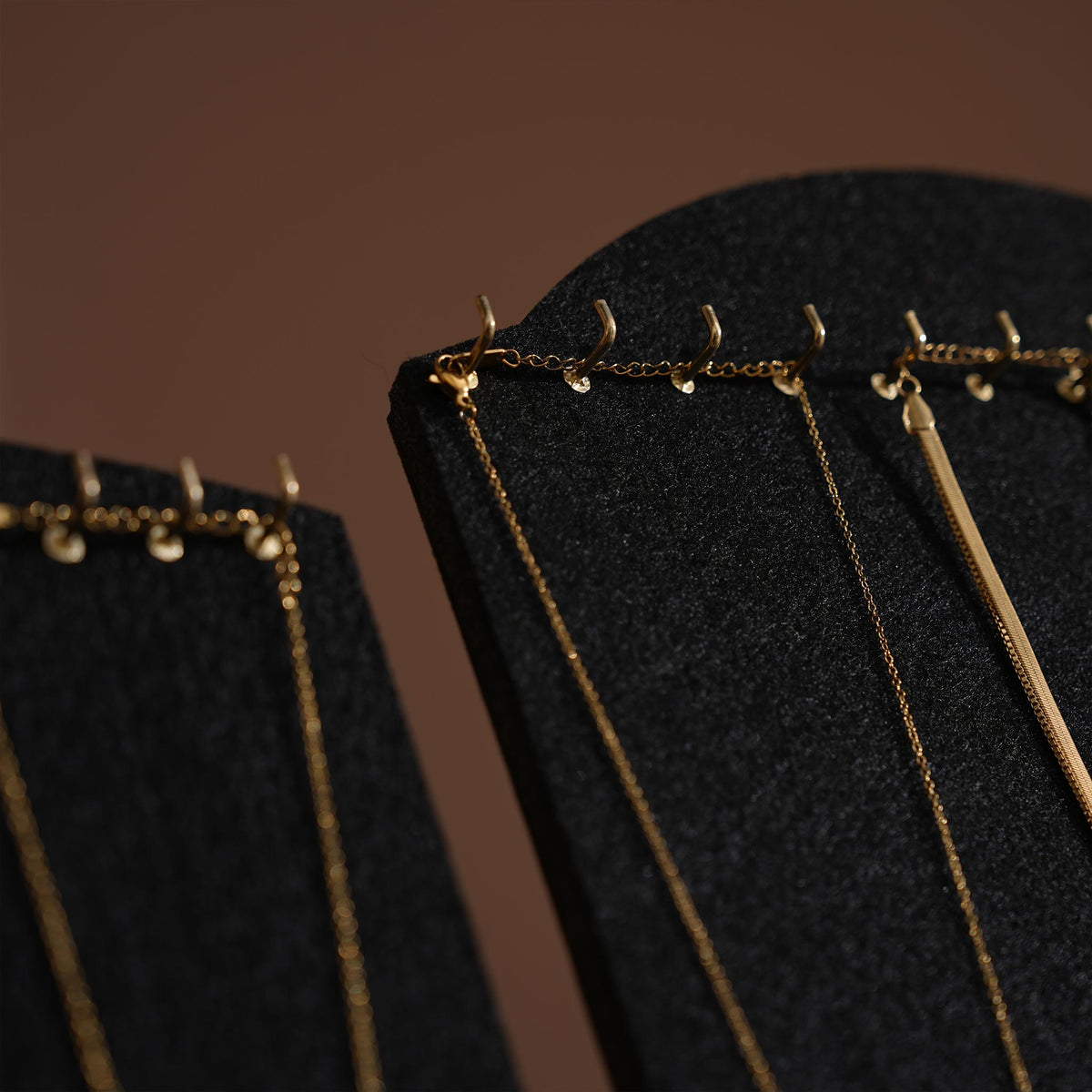 Black and Grey Felt 10-Piece Jewelry Display Set