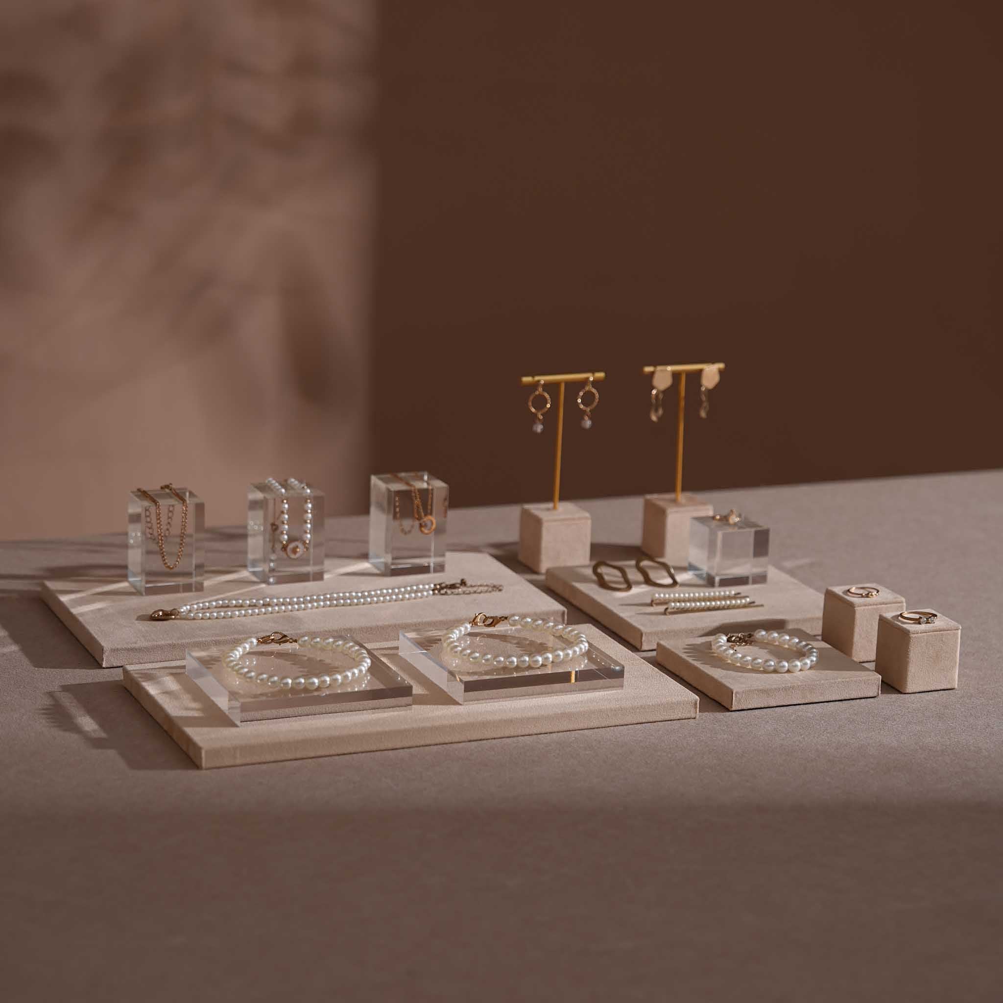 Beige Vagen suede Jewelry Display Set · 14-Piece