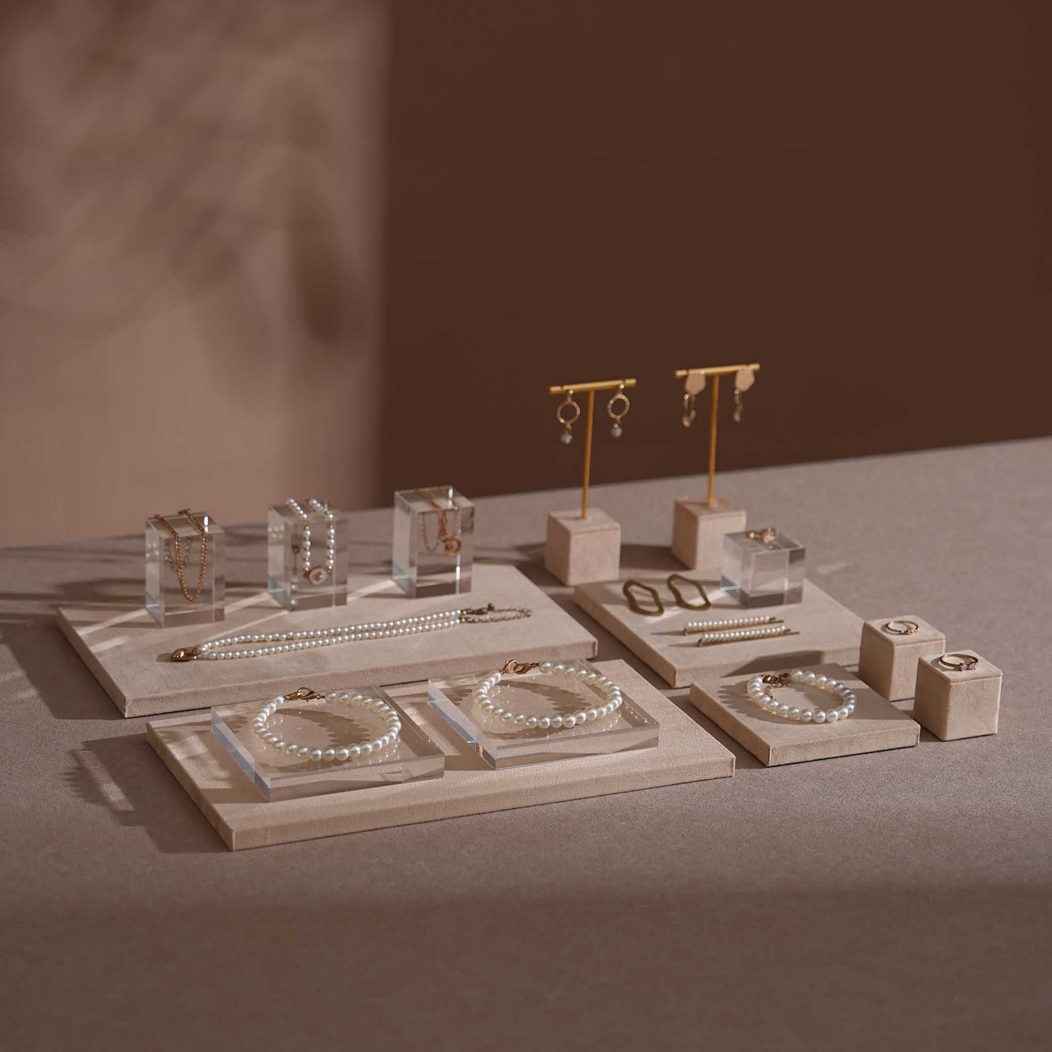 Beige Vagen suede Jewelry Display Set · 14-Piece