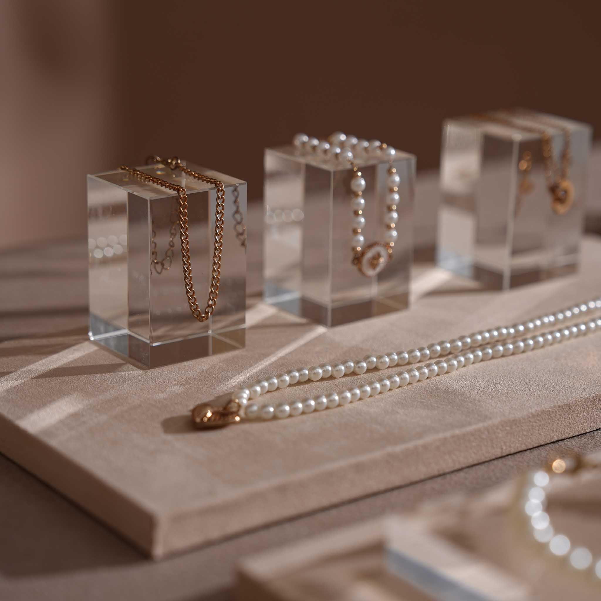 Beige Vagen suede Jewelry Display Set · 14-Piece