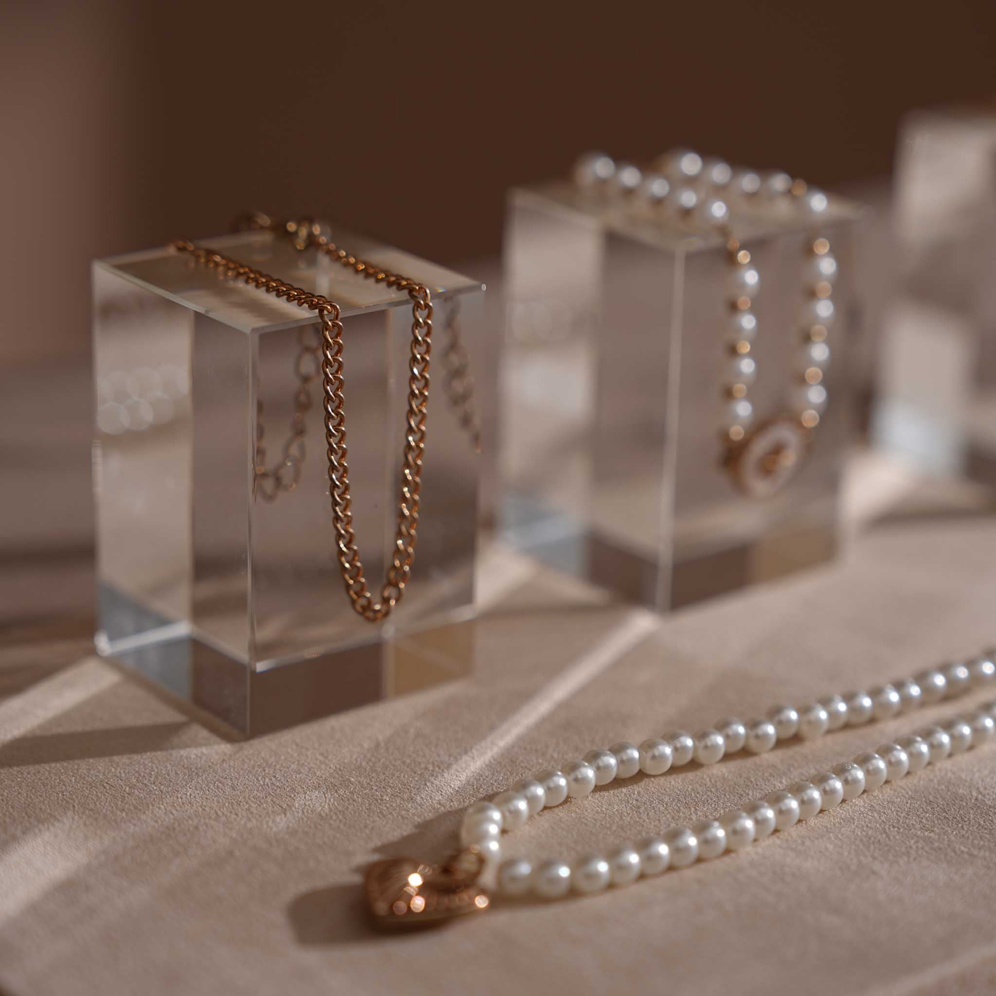 Beige Vagen suede Jewelry Display Set · 14-Piece