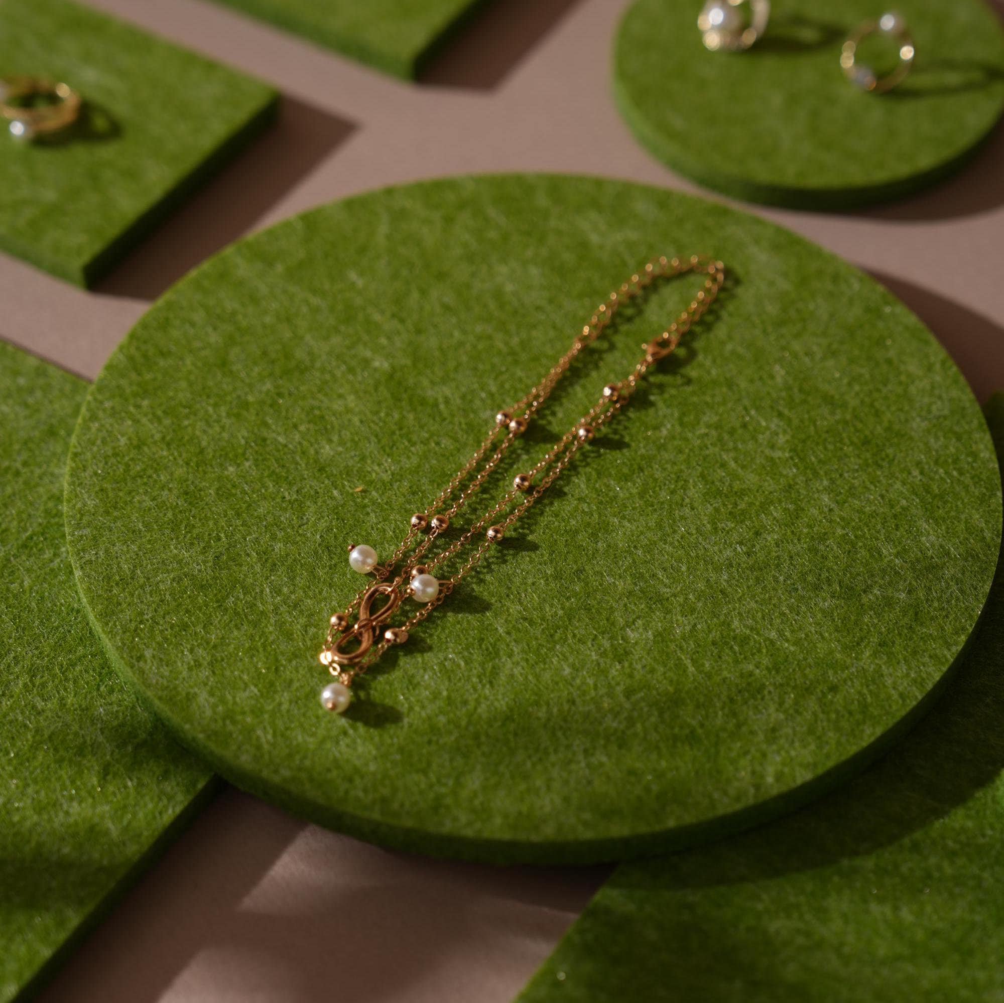 Green Felt Jewelry Display Set: Ring, Necklace, Earring Organizer