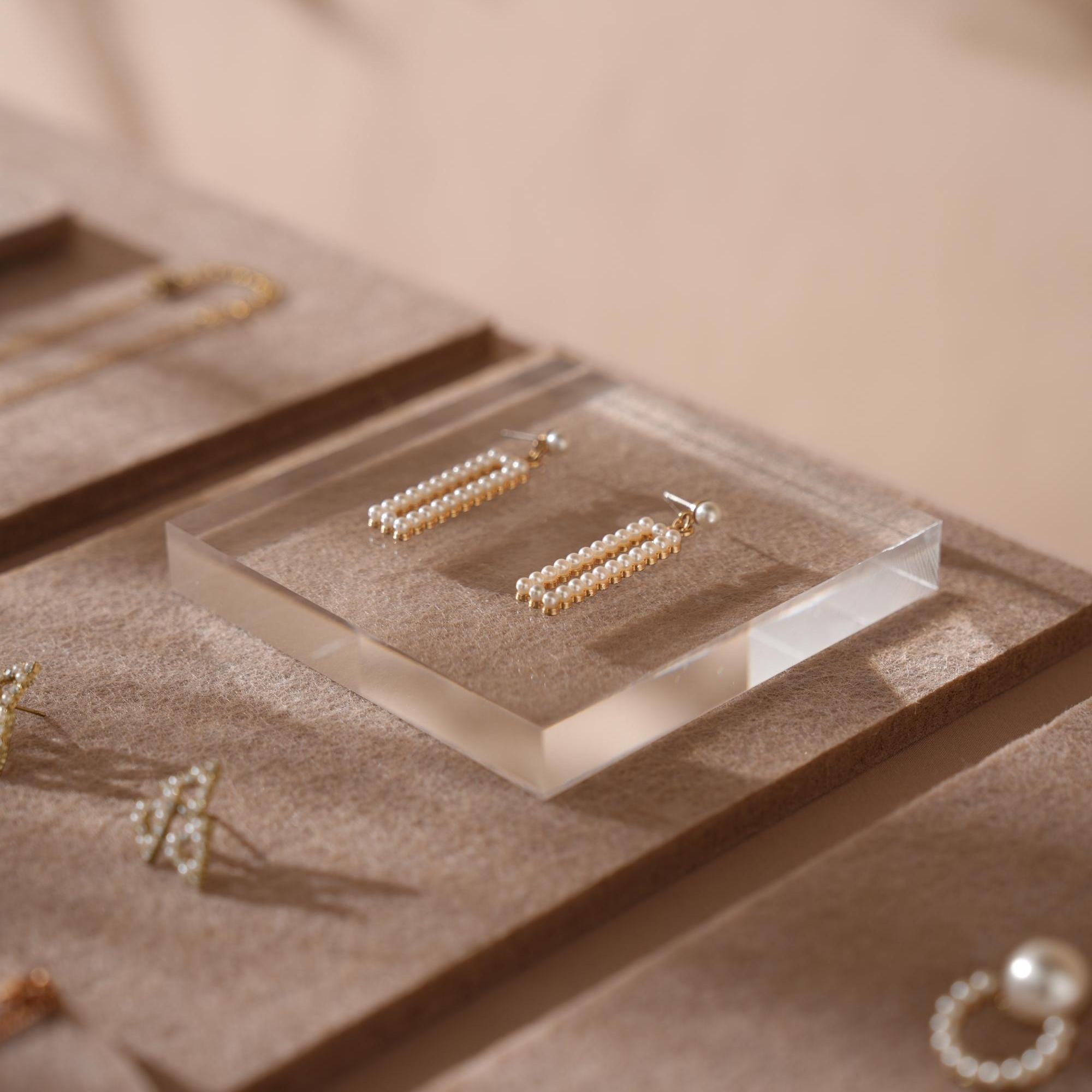 Beige Felt Jewelry Display Set