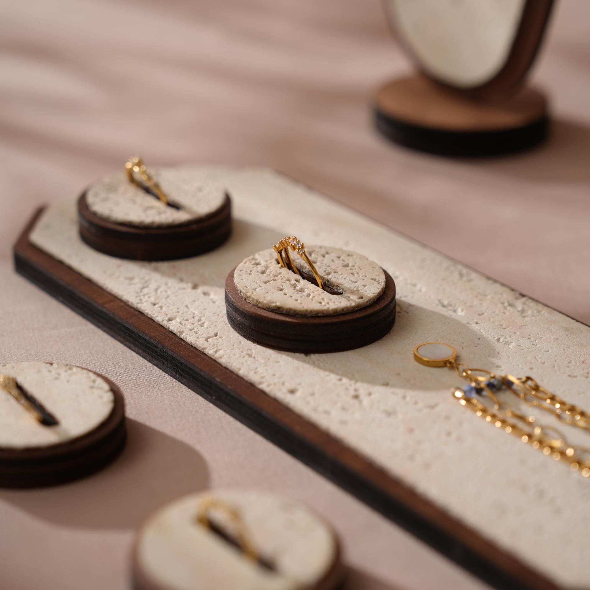 Elegant Jewelry Display Set: Stone-Look Necklace, Ring & Earring Organizer