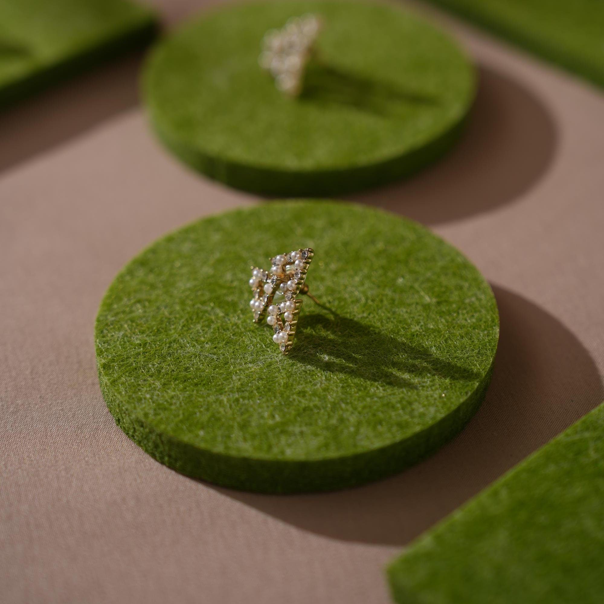 Green Felt Jewelry Display Set: Ring, Necklace, Earring Organizer