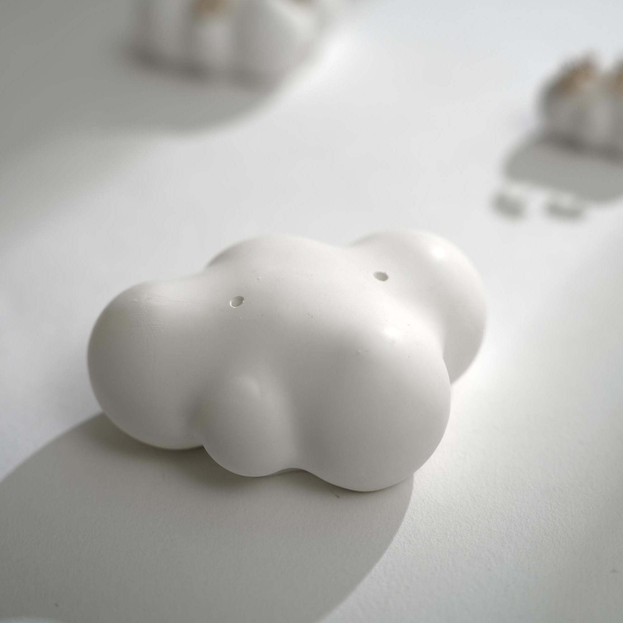 Gypsum Cloud Earring Display Holder: Stud Stand Dish