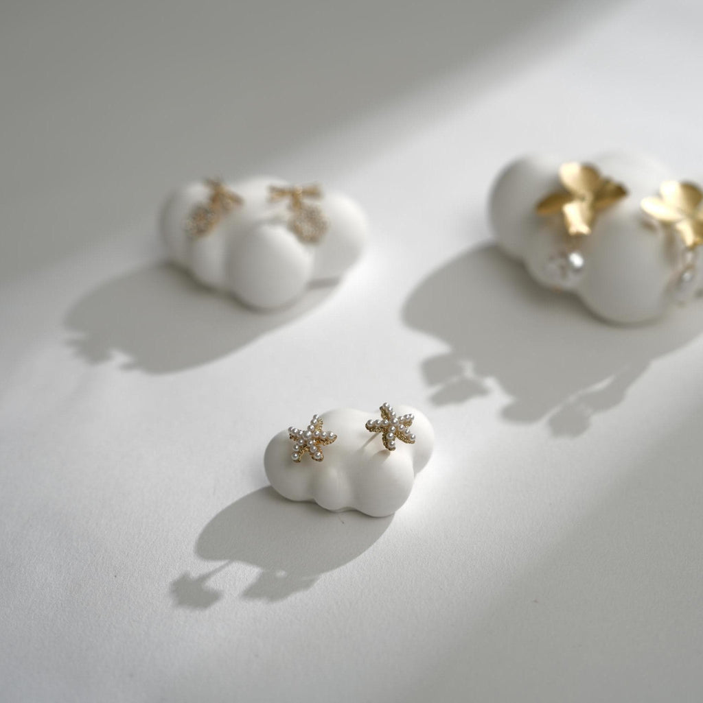 Gypsum Cloud Earring Display Holder: Stud Stand Dish