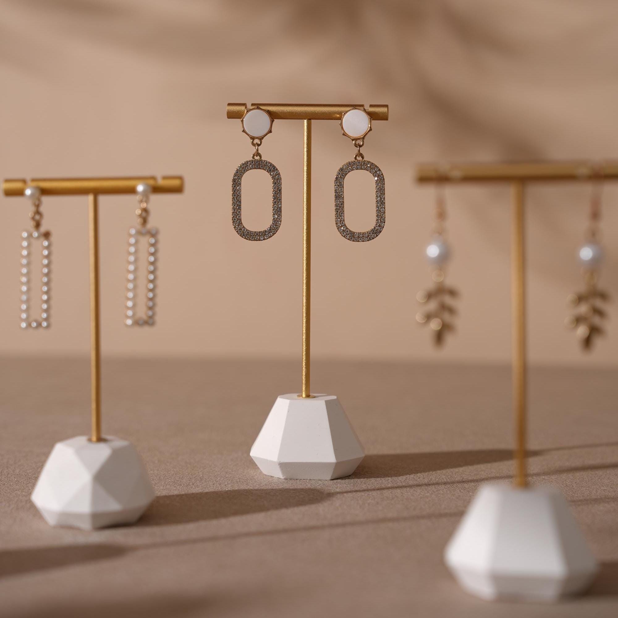 Gold T-Bar Earring Holder