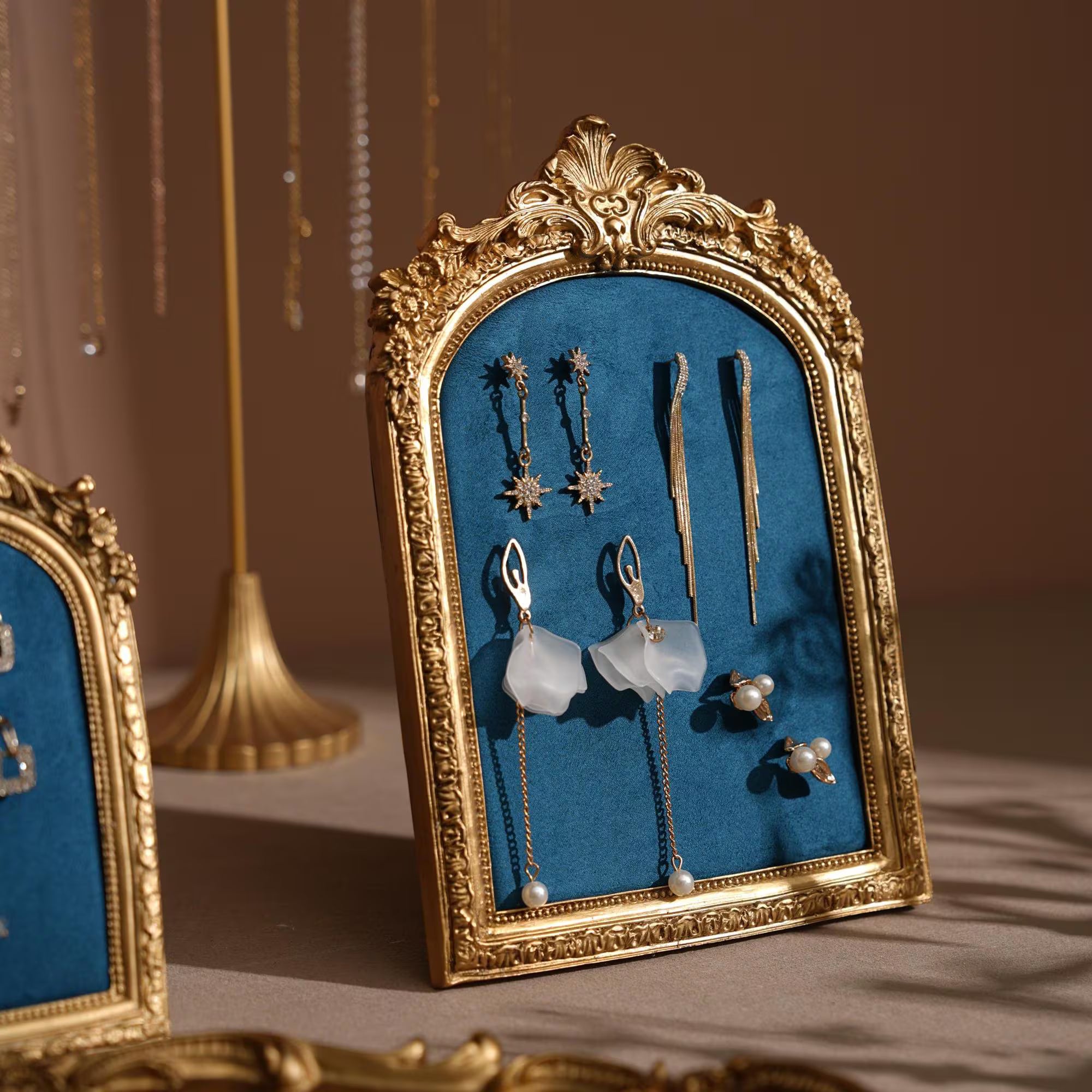 Rococo Style Vendor Display