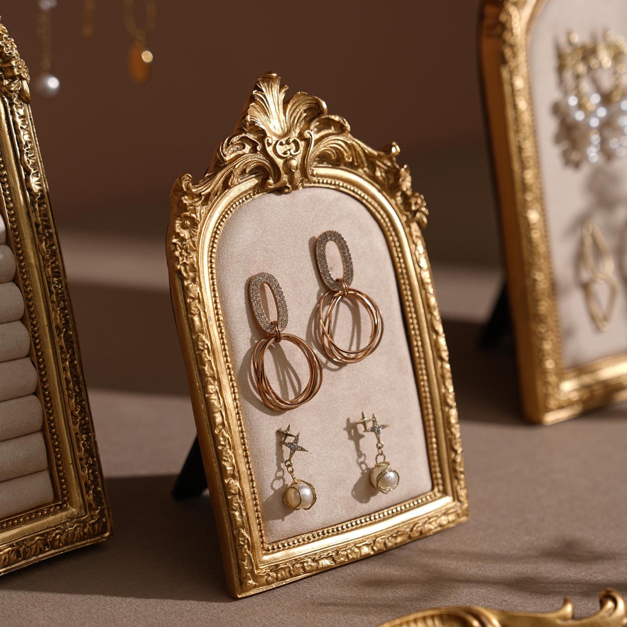 Rococo Style Vendor Display