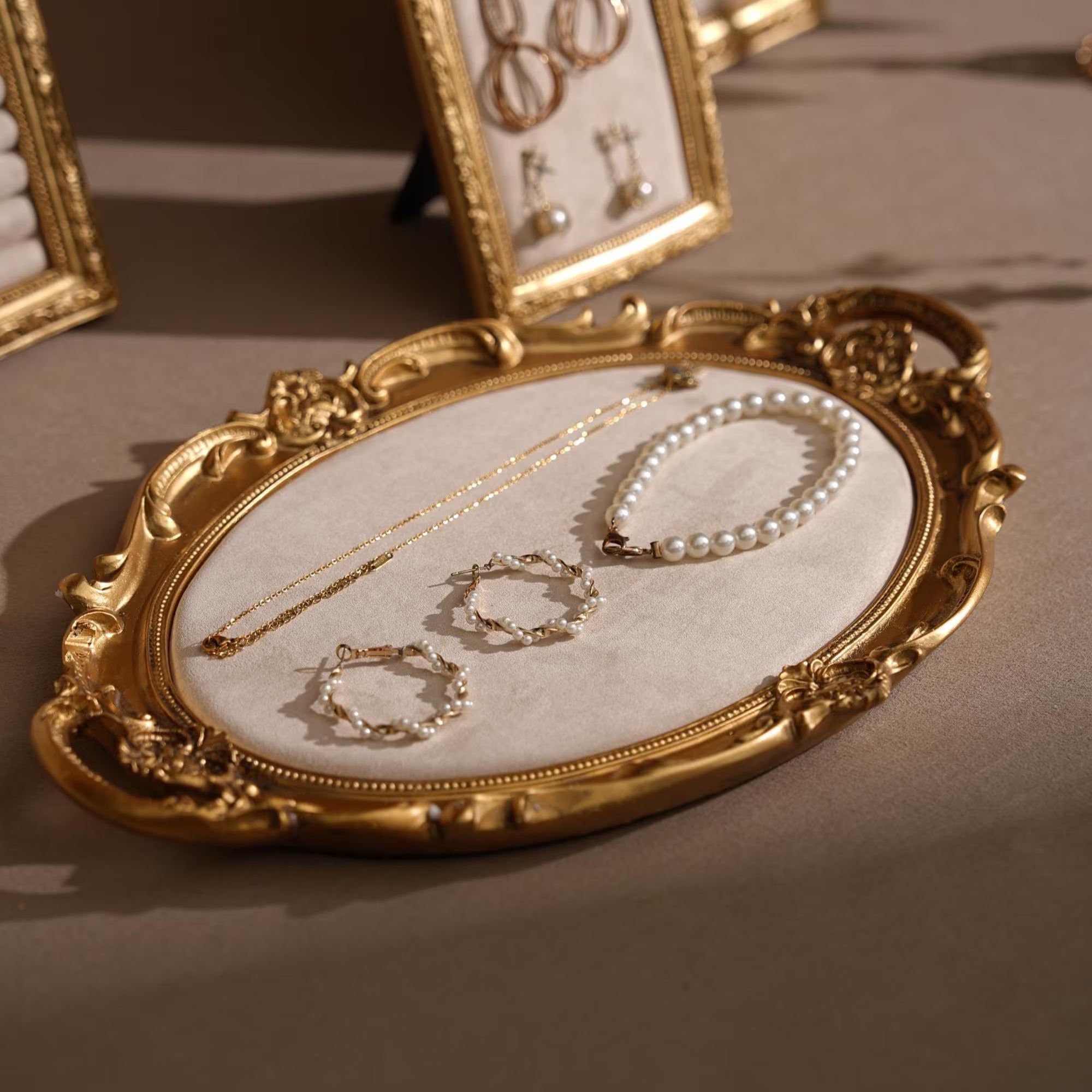 Rococo Style Vendor Display