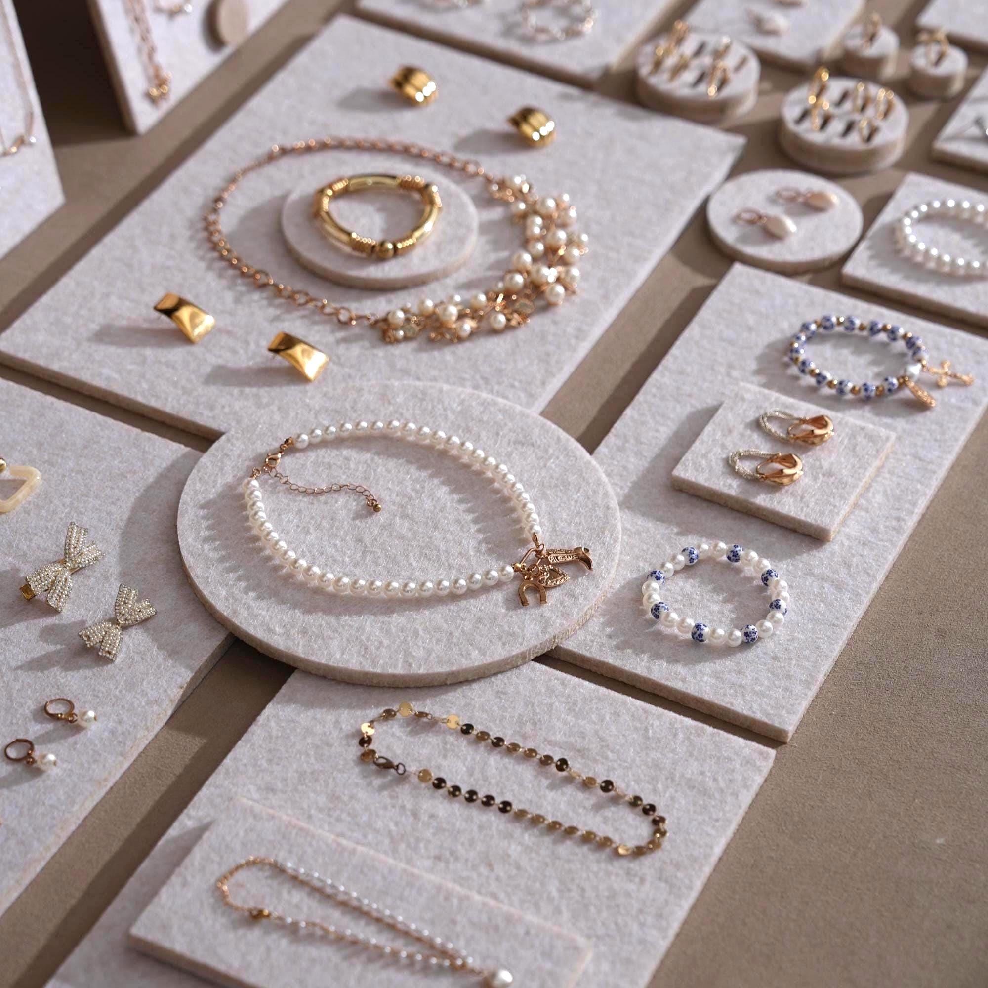 Off White Felt Jewelry Display Set: Ring, Necklace, Bracelet Showcase