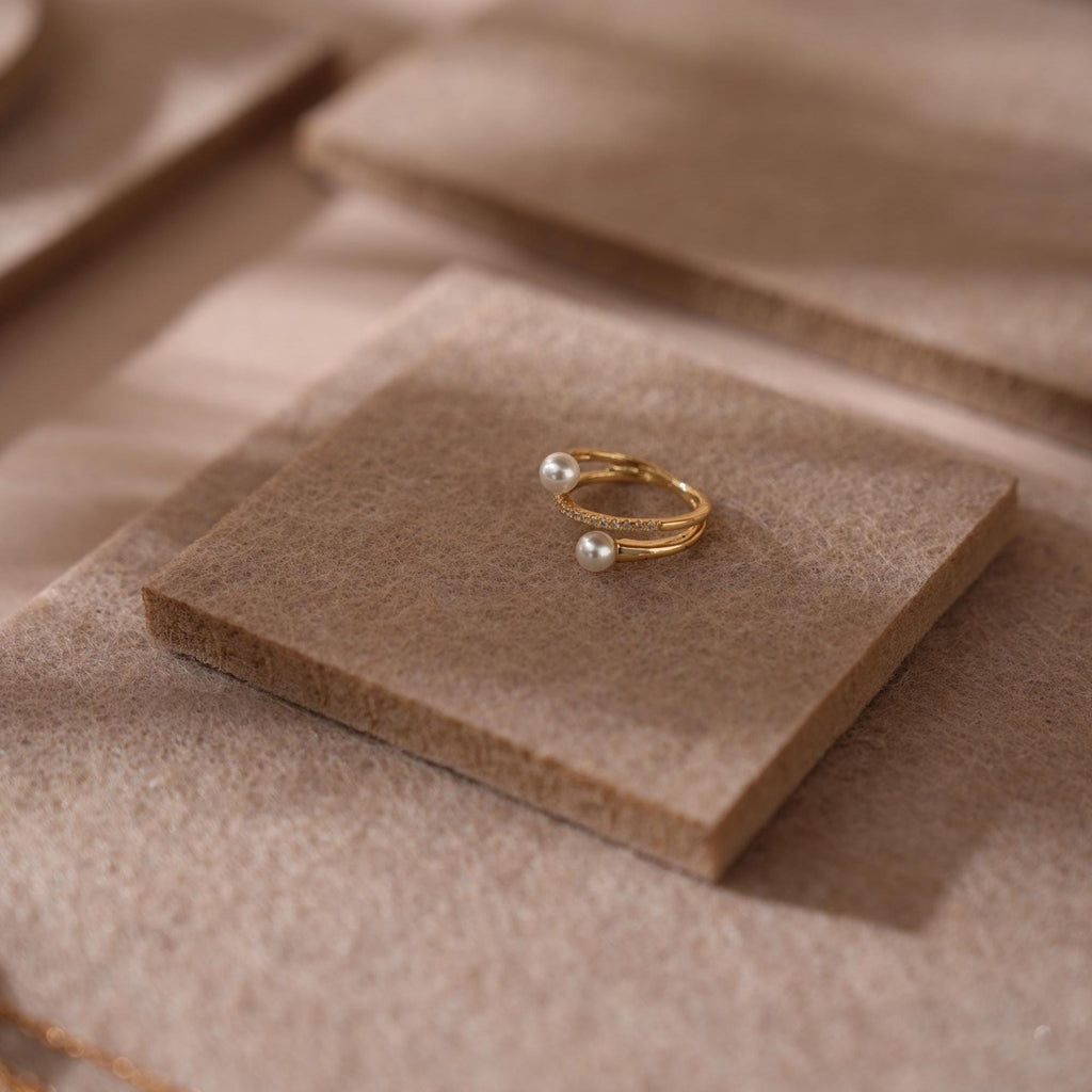 Beige Felt Jewelry Display Set