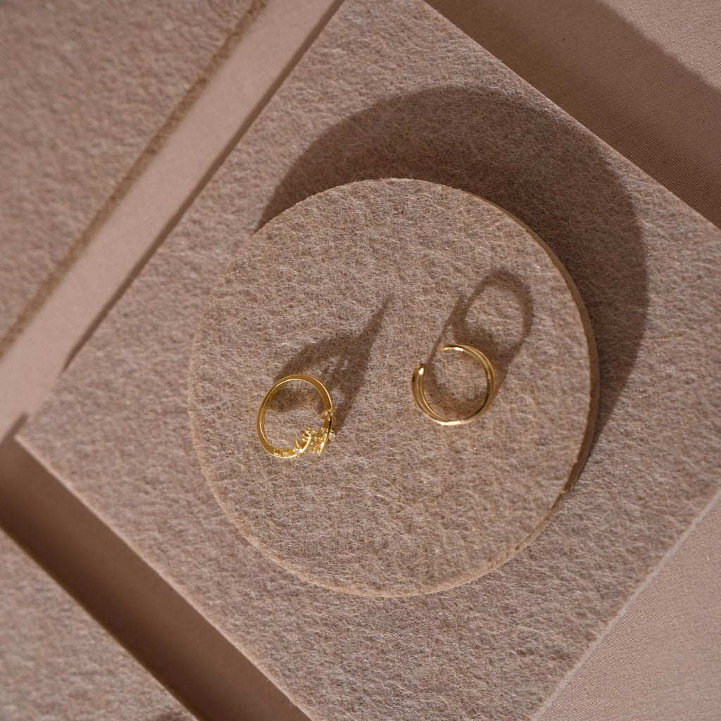 Beige Felt Jewelry Display Set