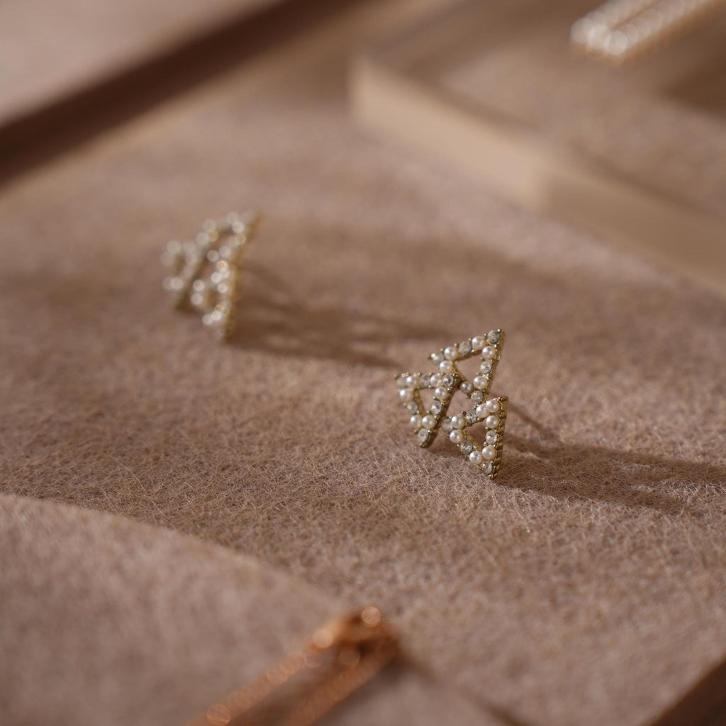 Beige Felt Jewelry Display Set