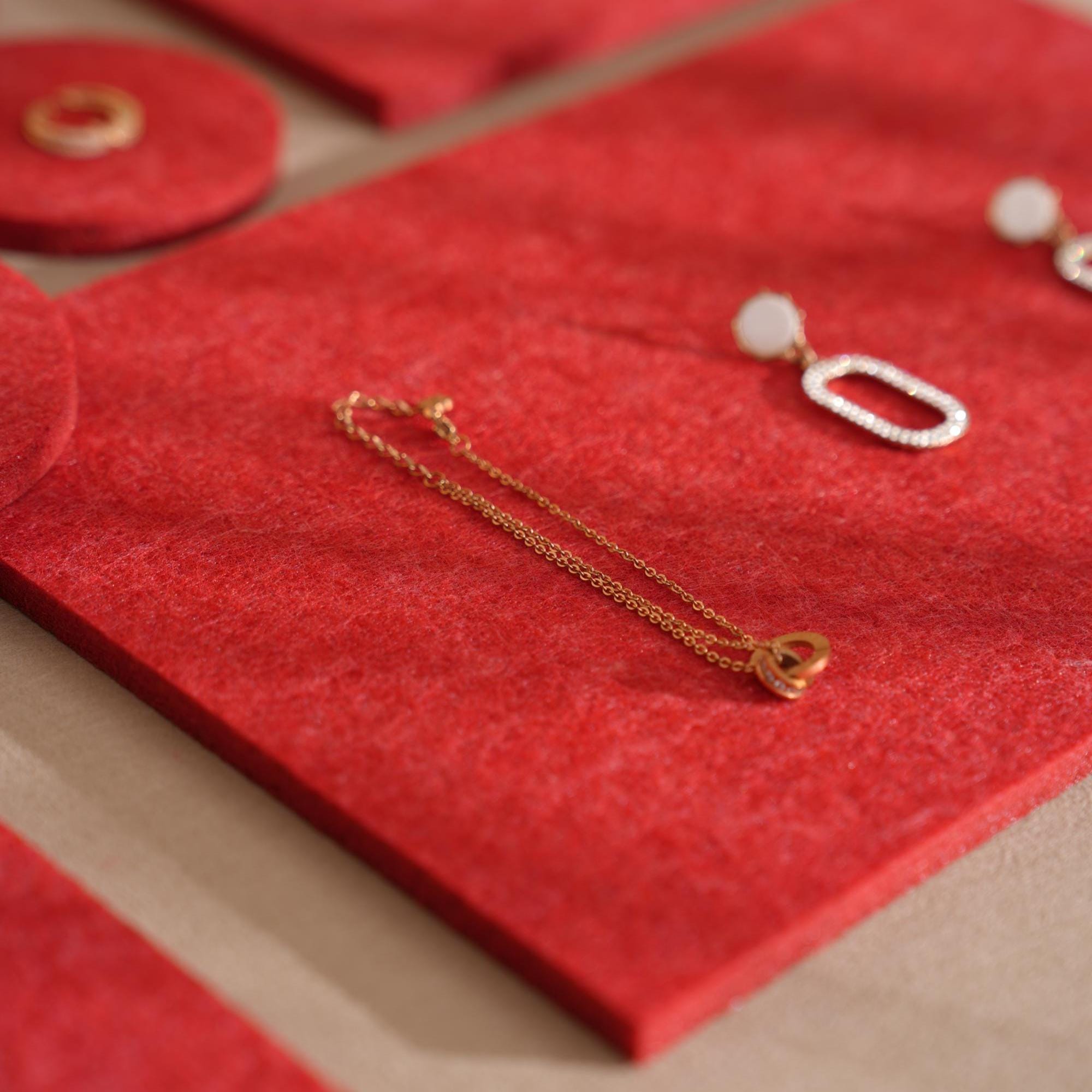 Red Felt Jewelry Display Set: Ring, Necklace, Earring Showcase