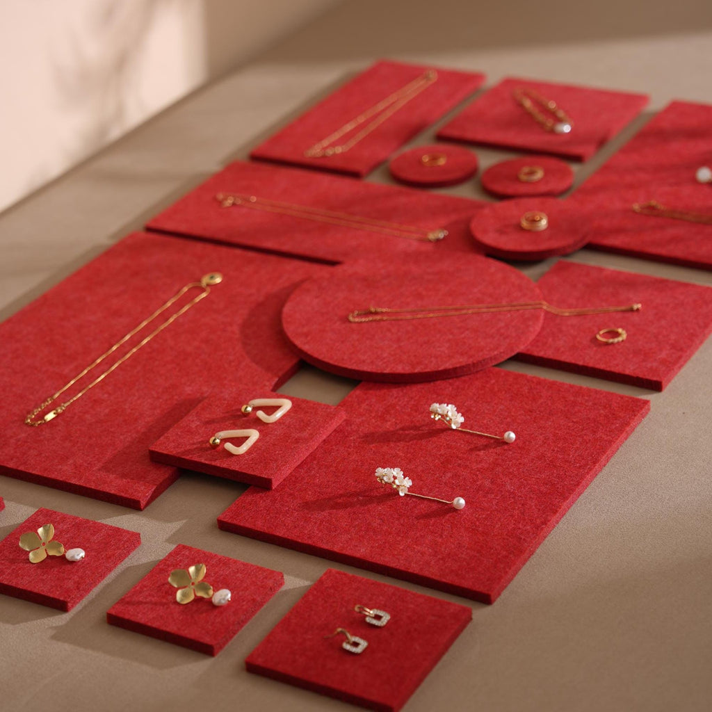 Red Felt Jewelry Display Set: Ring, Necklace, Earring Showcase