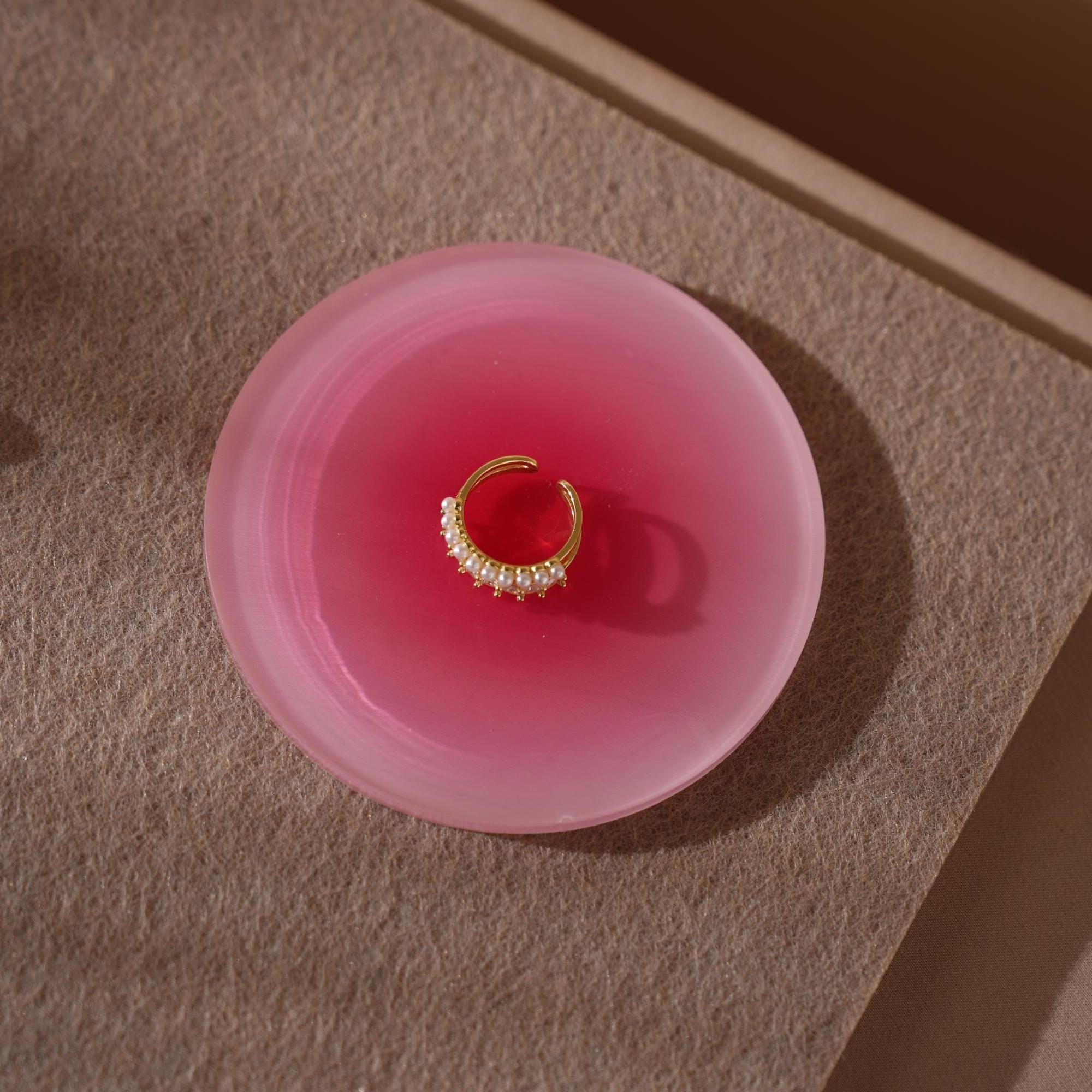 Beige Felt Jewelry Display Set