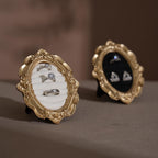 Rococo Artisan Ring Display