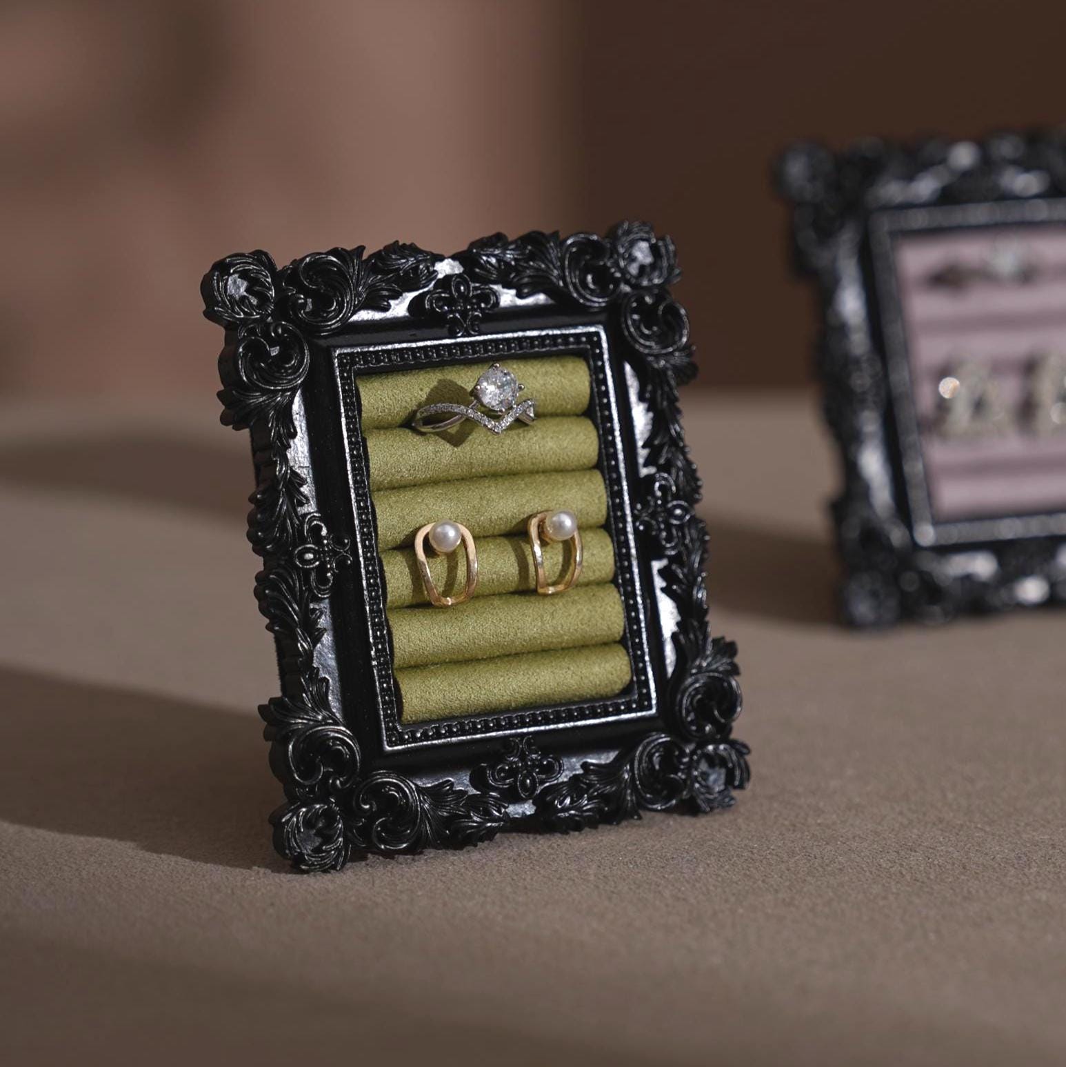 Vintage Style Gold Ring Display