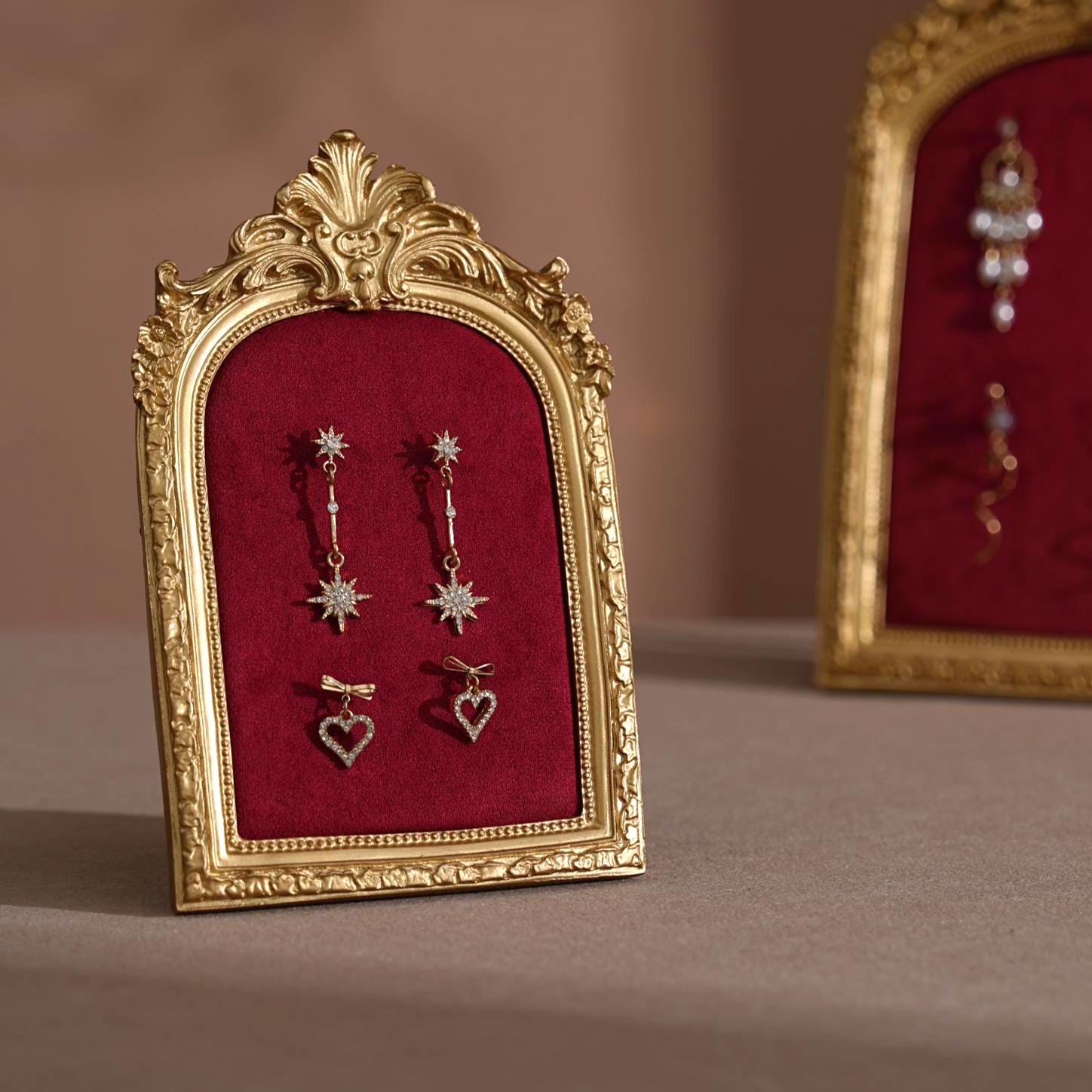 Rococo Style Vendor Display