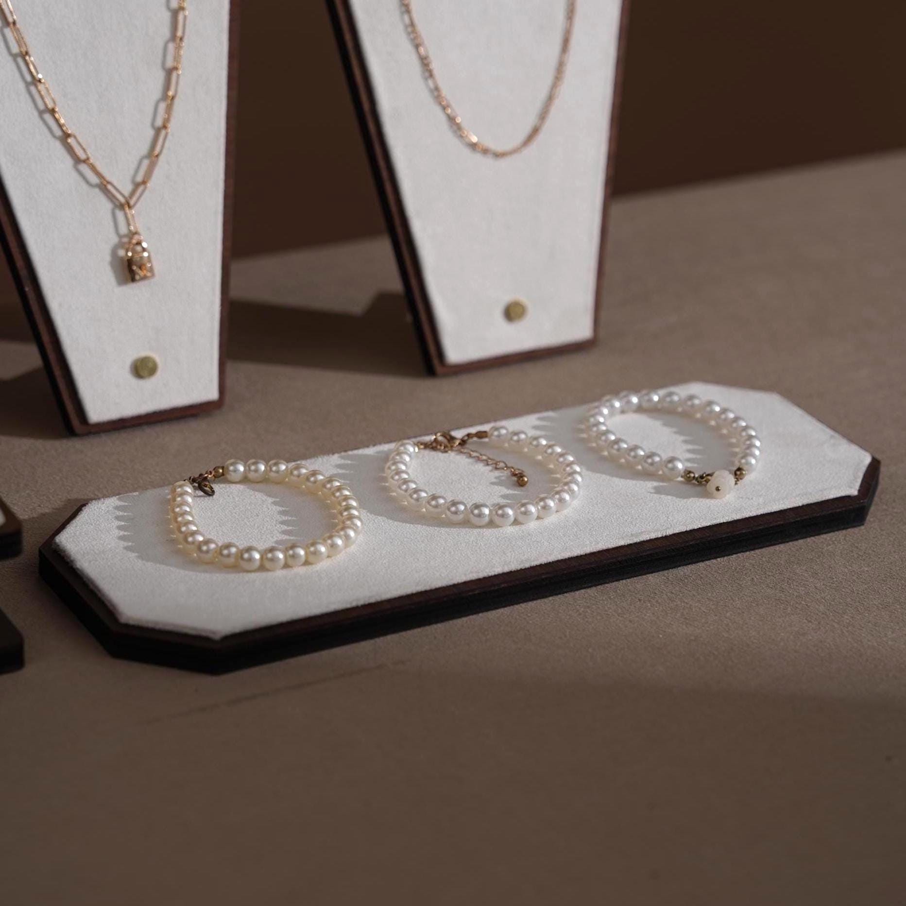 Walnut Veneer Jewelry Display Set: Green Faux Leather Event Showcase Fair