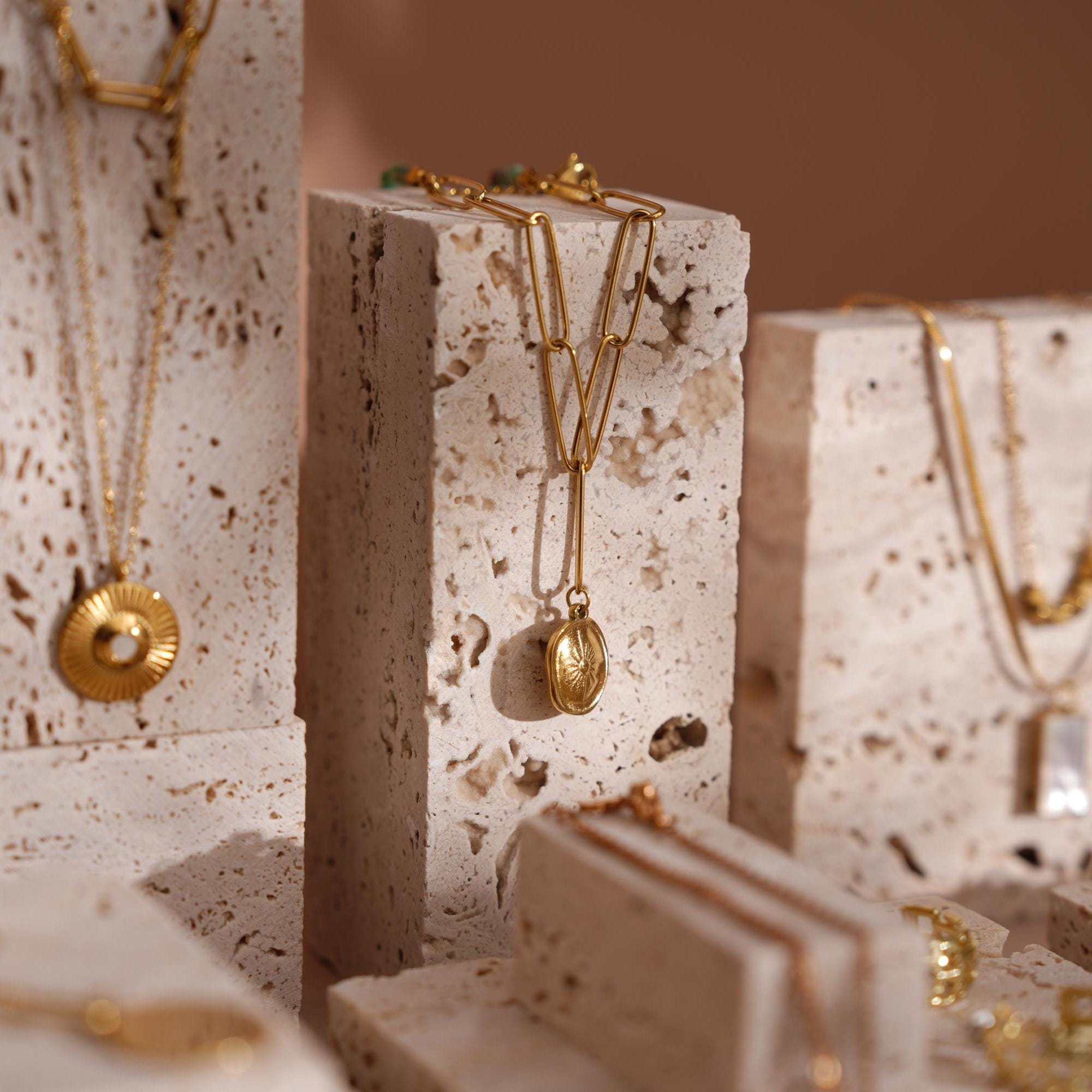 Yellow Travertine Jewelry Display Set: 22-Piece Boutique Collection