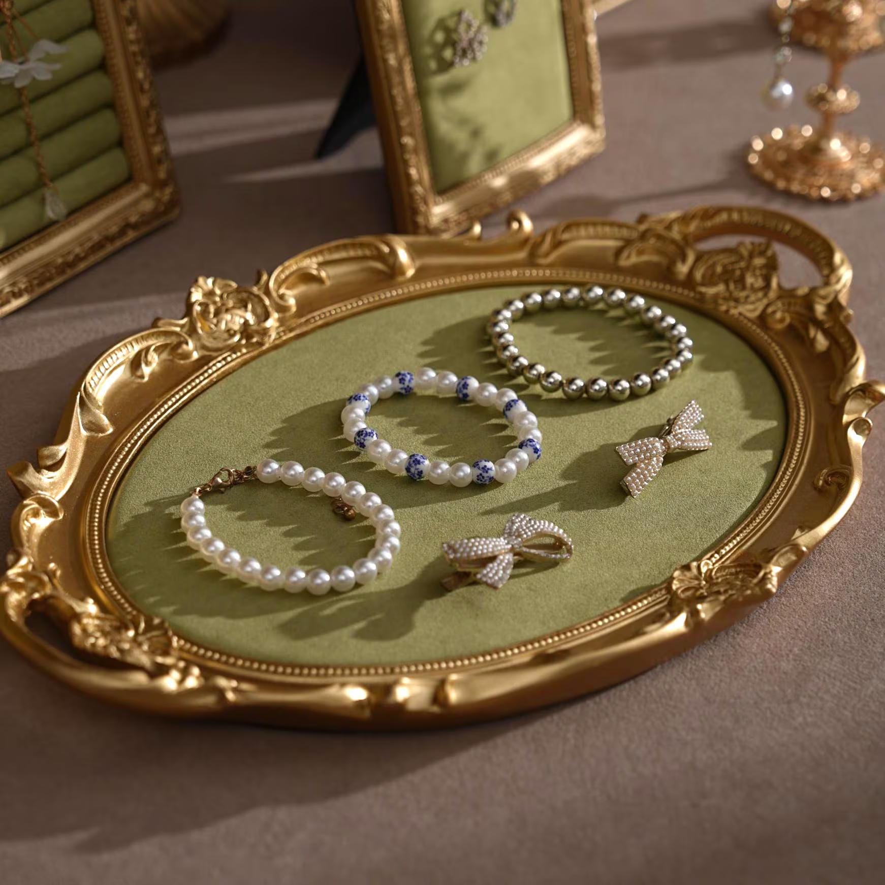 Rococo Style Vendor Display