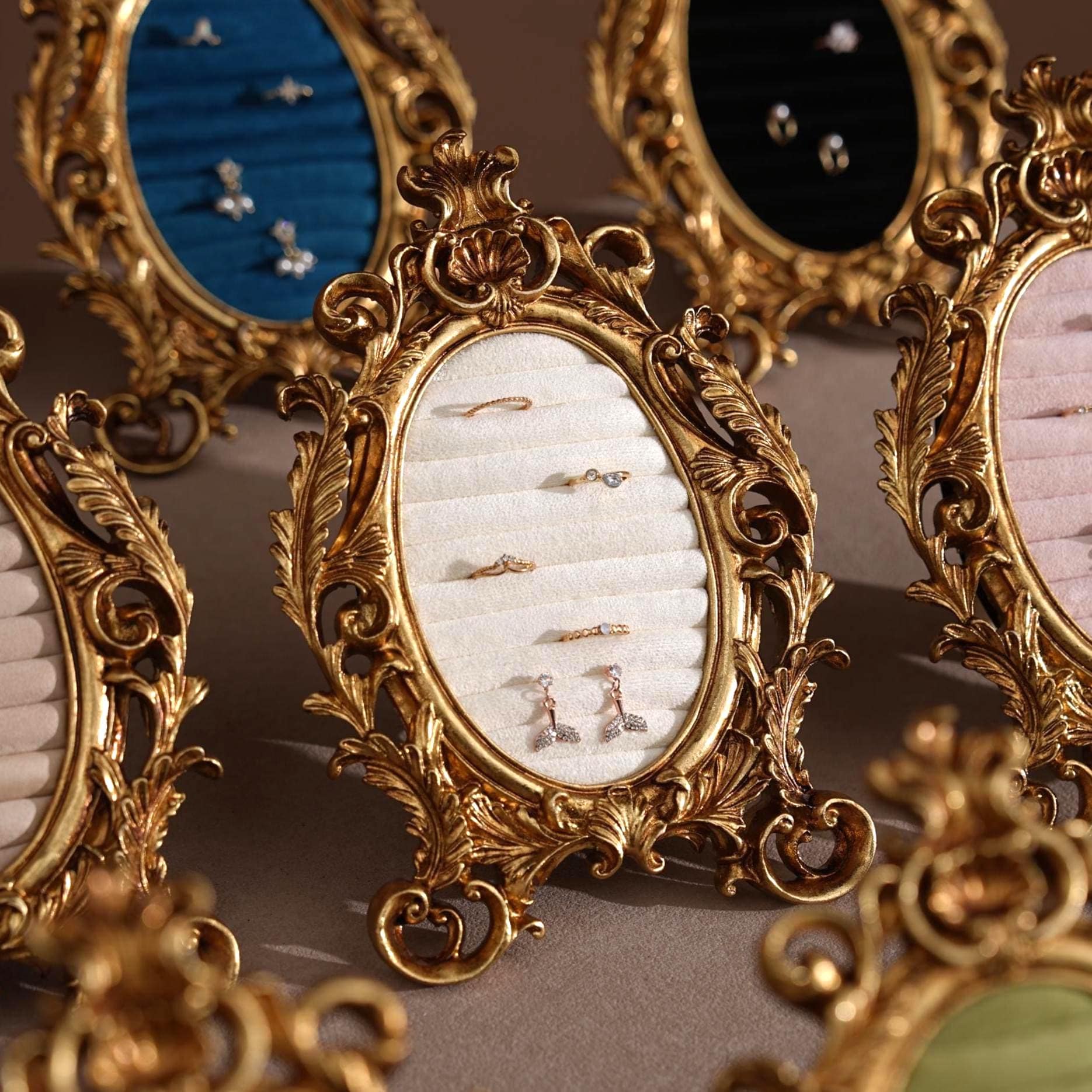 Vintage Inspired Ring Display Frame