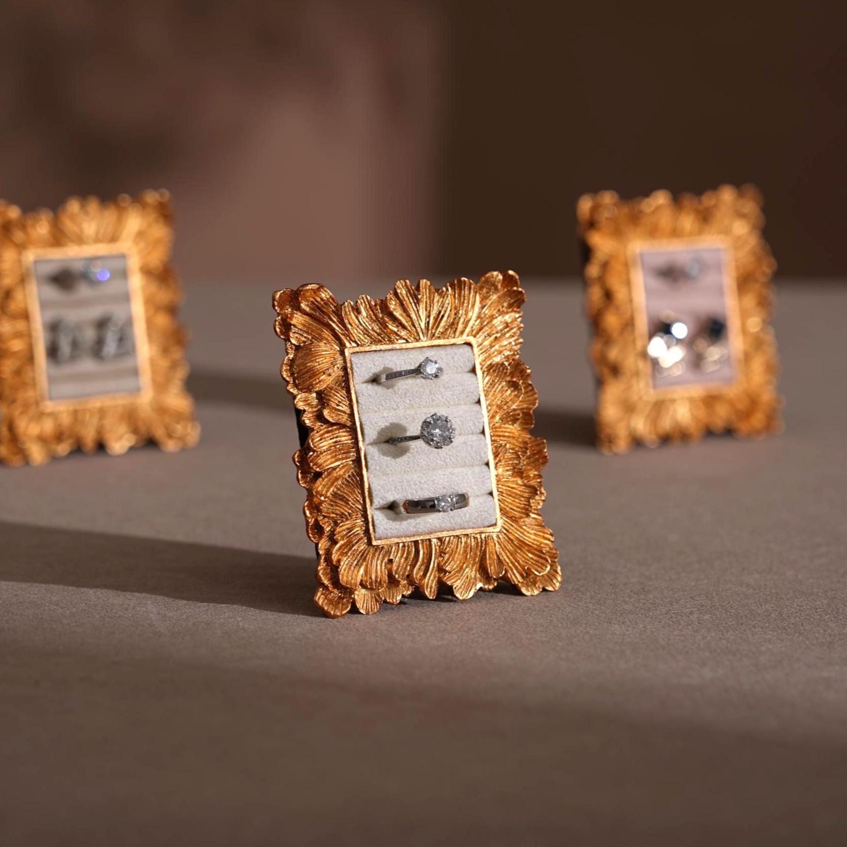 Rococo Gold Ring Display Stand