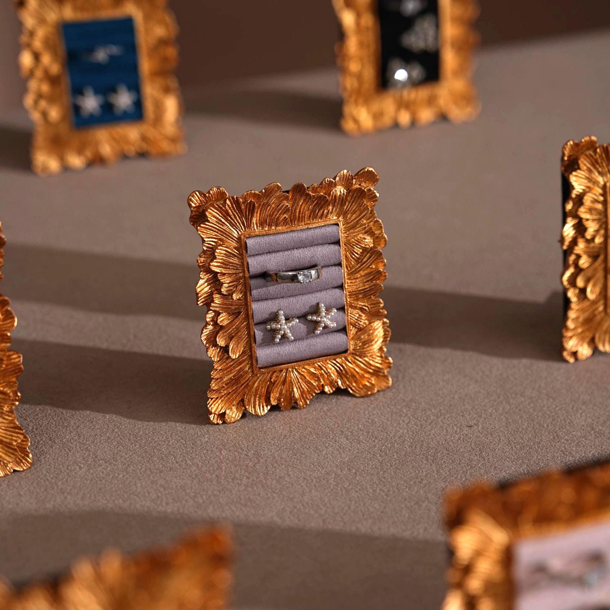 Rococo Gold Ring Display Stand