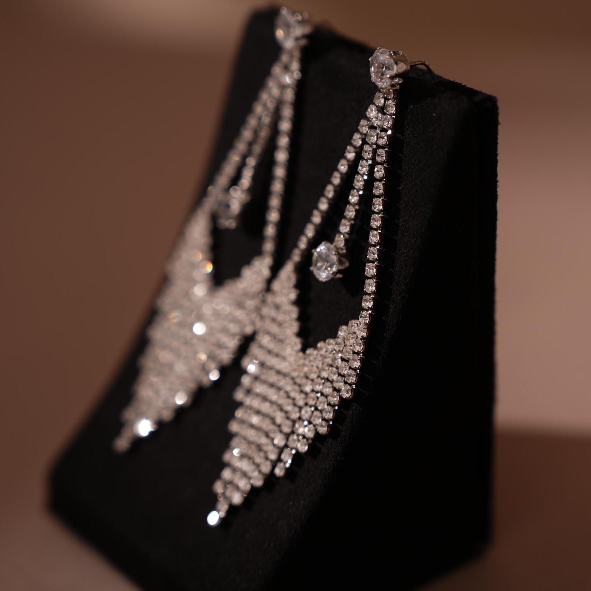 Minimalist Suede Jewelry Display Stand for Earrings and Necklaces